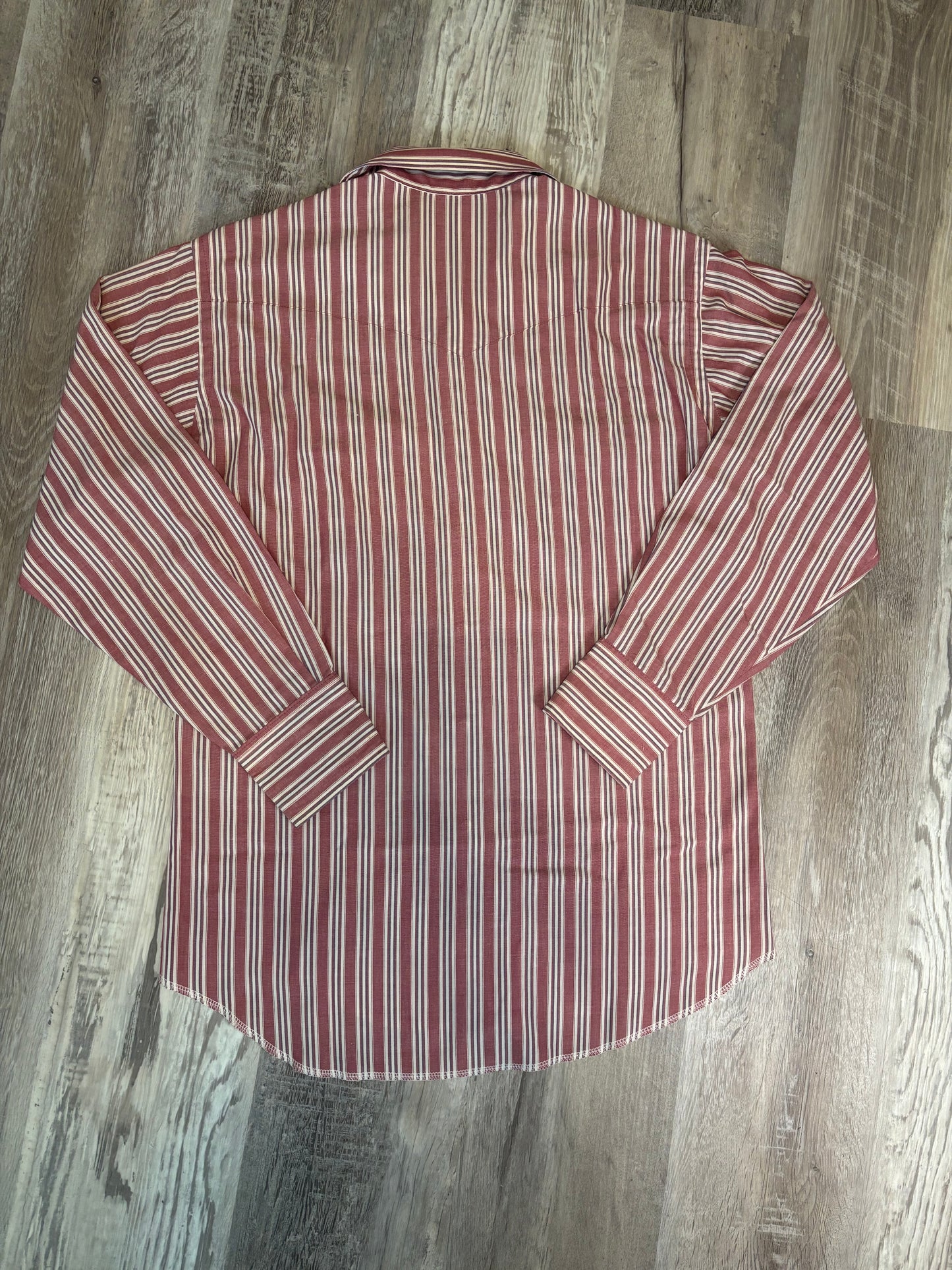 RED/ WHITE STRIPED WRANGLER PEARL SNAP *VINTAGE*