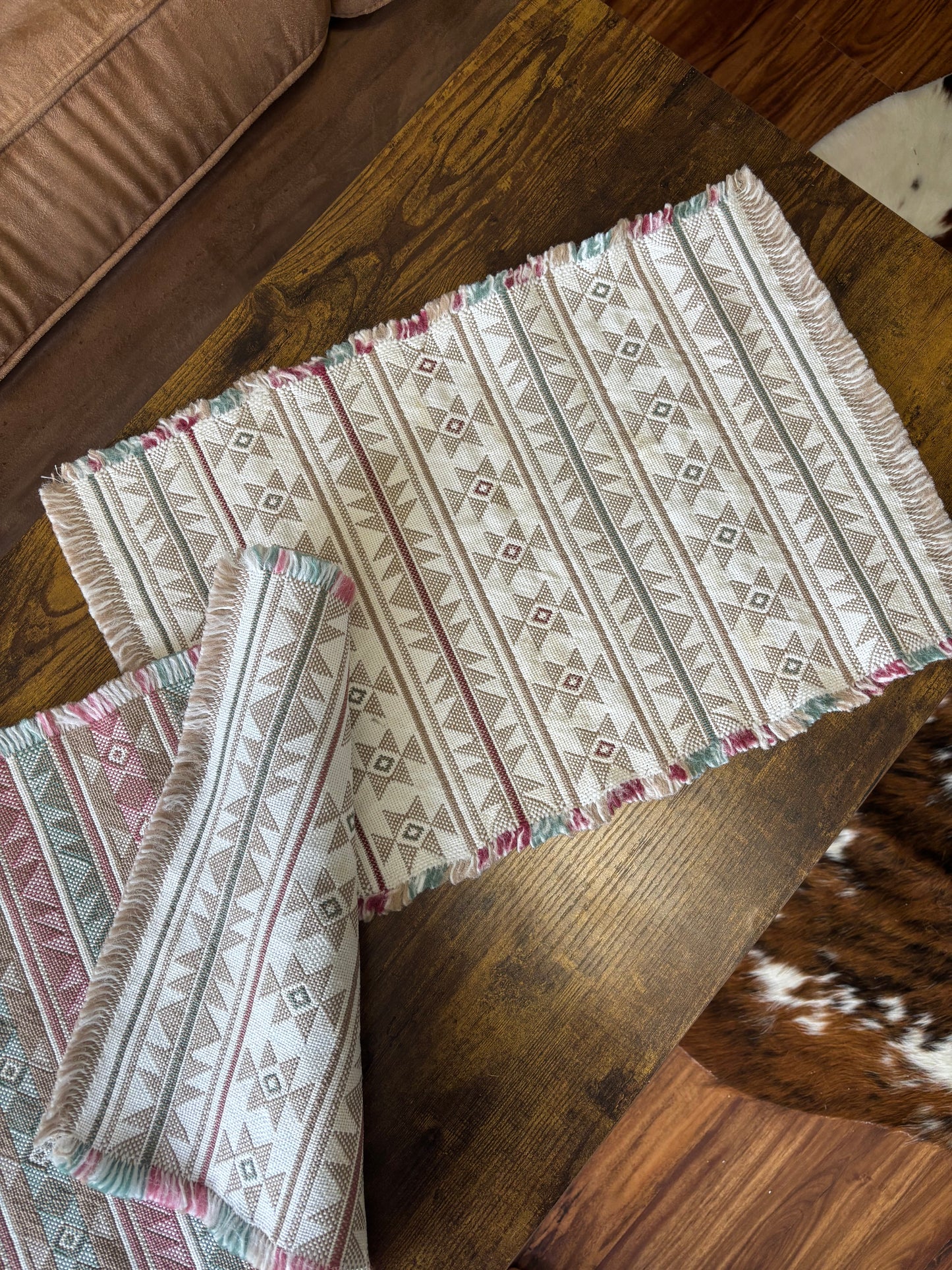 *VINTAGE* AZTEC WOLVEN PLACEMATS SET OF 2