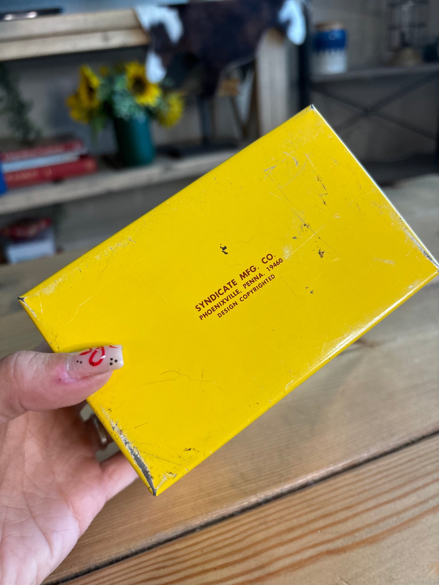 *VINTAGE* YELLOW & ORANGE FLORAL RECIPE TIN BOX