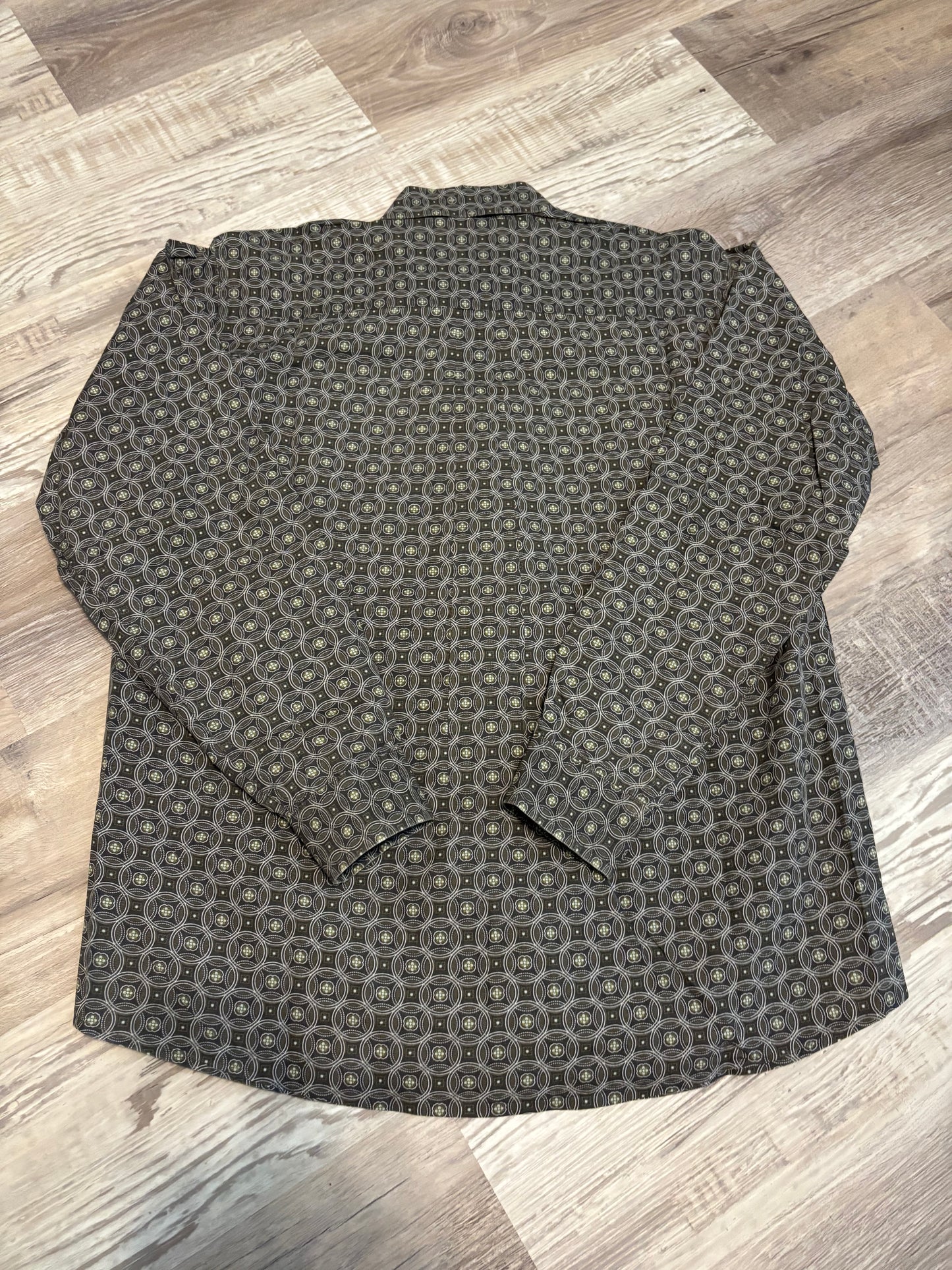 GREY/GREEN CINCH BUTTON UP SHIRT