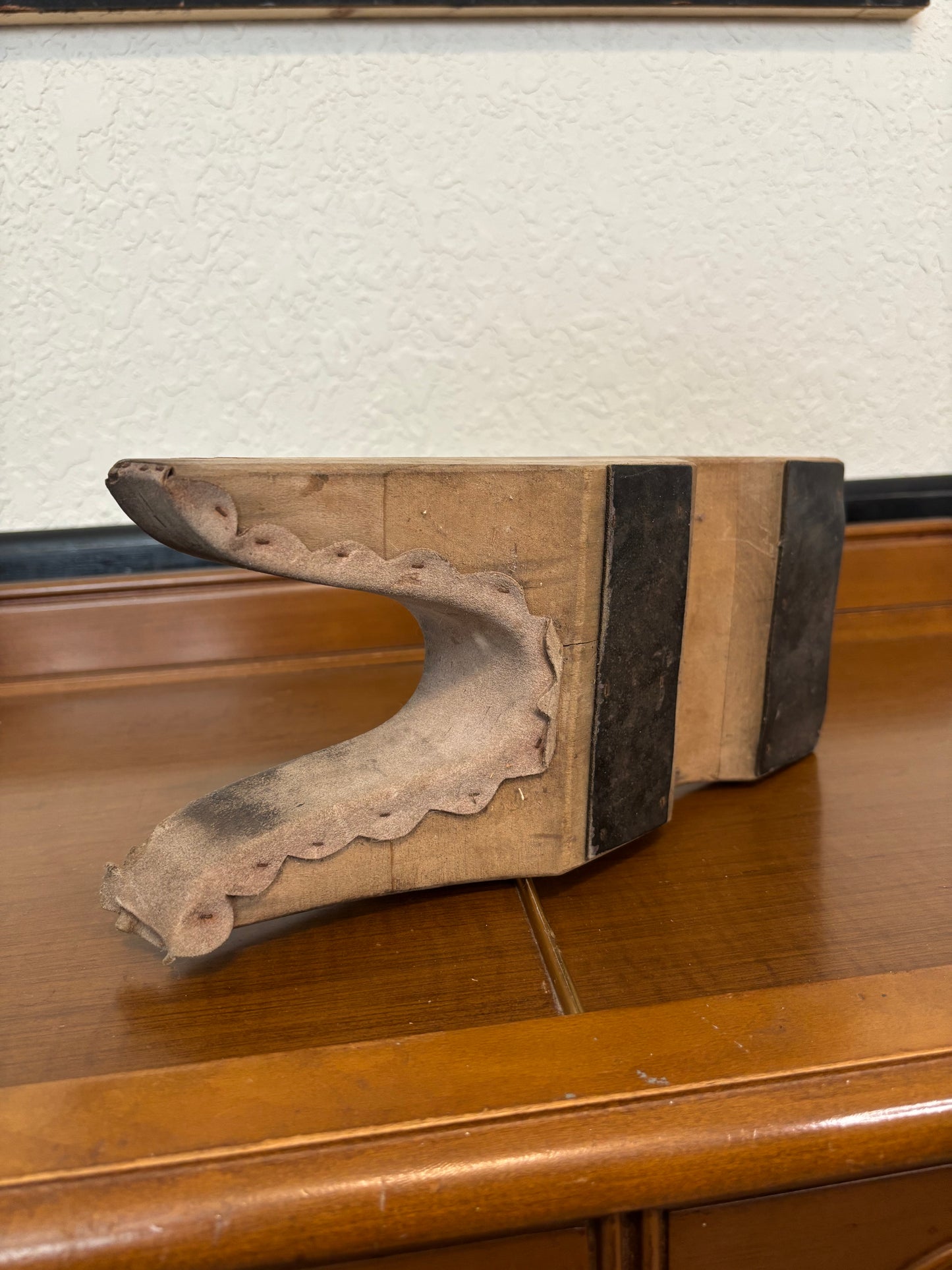 *VINTAGE*RUSTY CRUSTY* UNBRANDED BOOT JACK