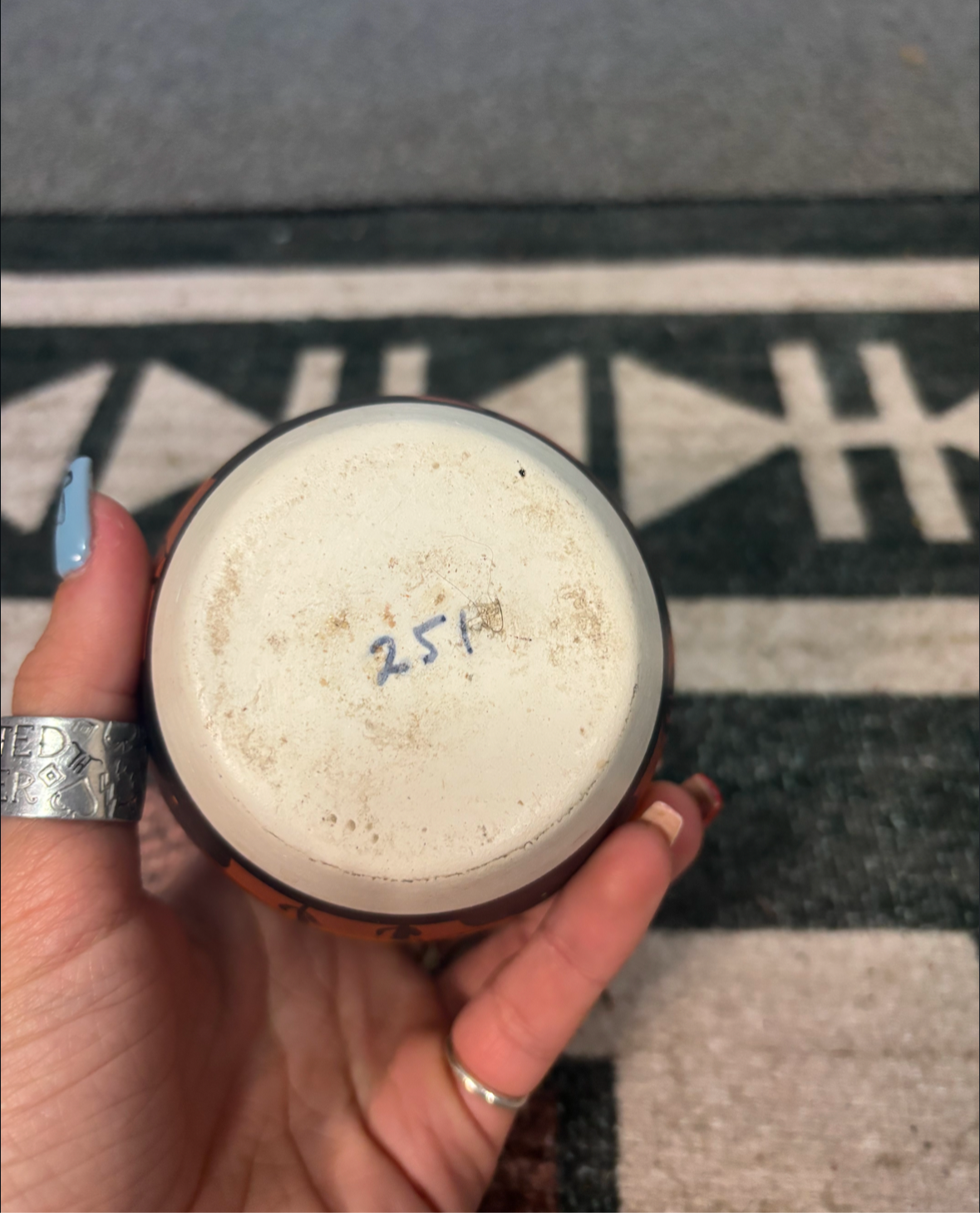 DINÈ CACTUS HANDPAINTED POTTERY SMALL VASE *VINTAGE*