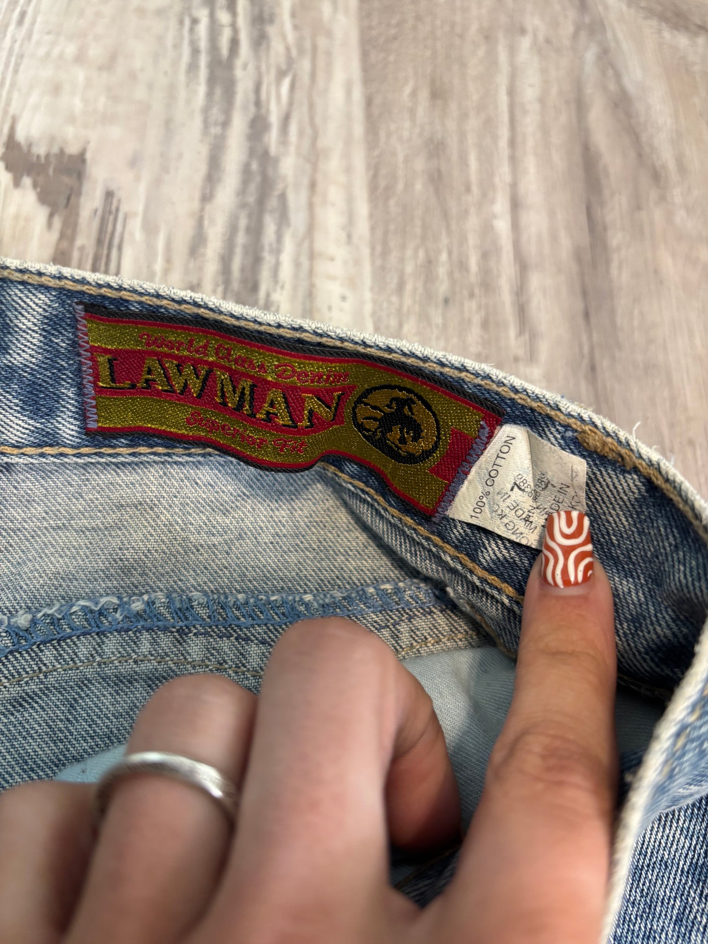26" LIGHT WASH LAWMAN BAREBACK JEANS *VINTAGE*