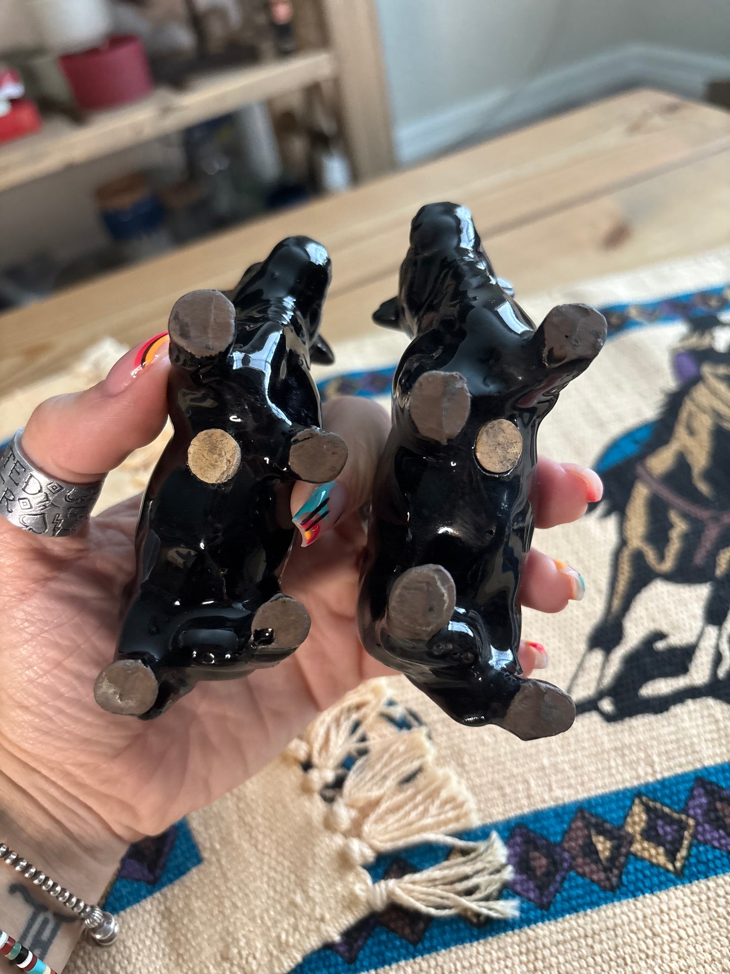 *VINTAGE* BLACK ANGUS SALT & PEPPER SHAKERS SET