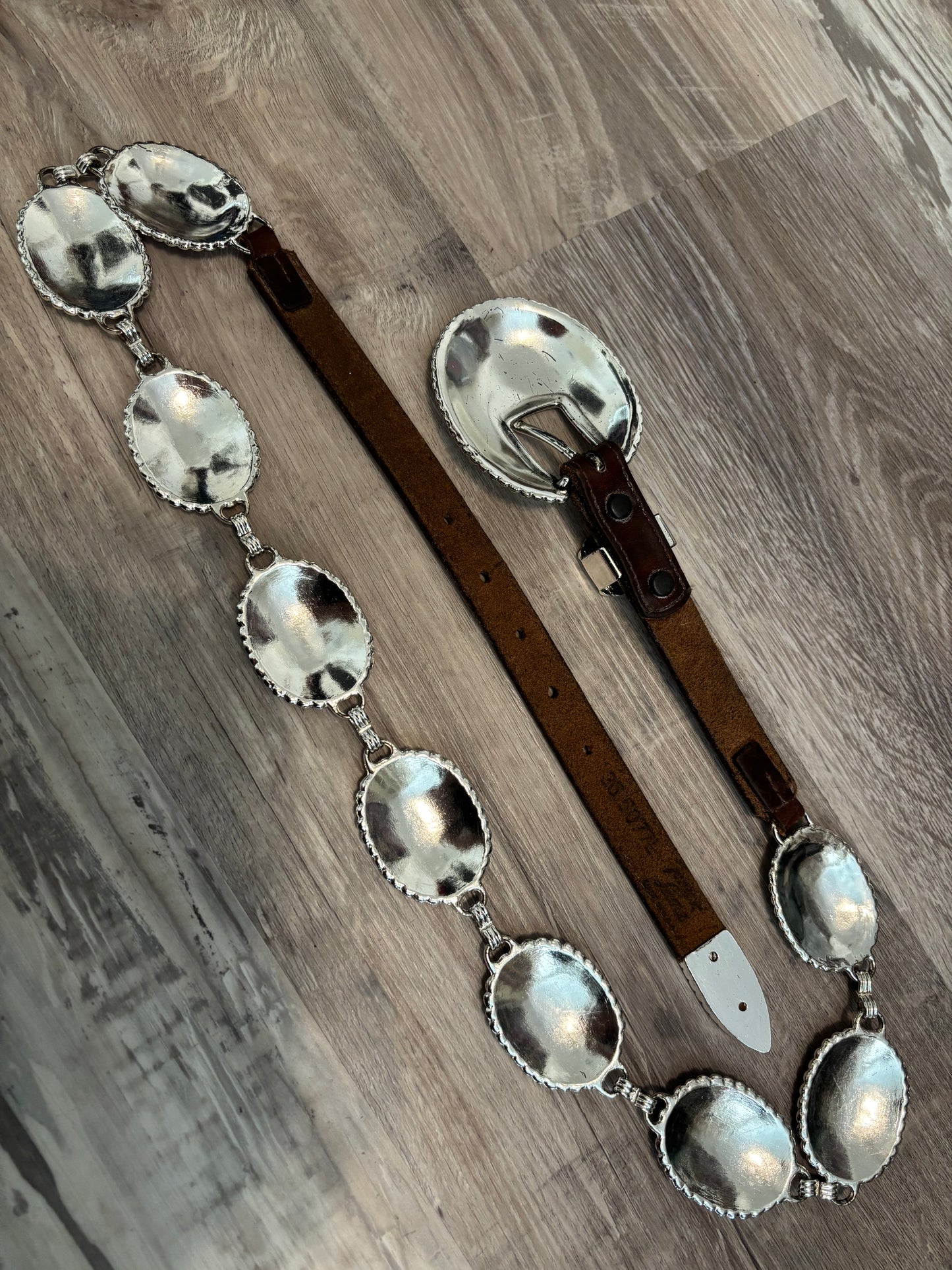 *VINTAGE* THE FAMOUS TONY LAMA CONCHO BELT