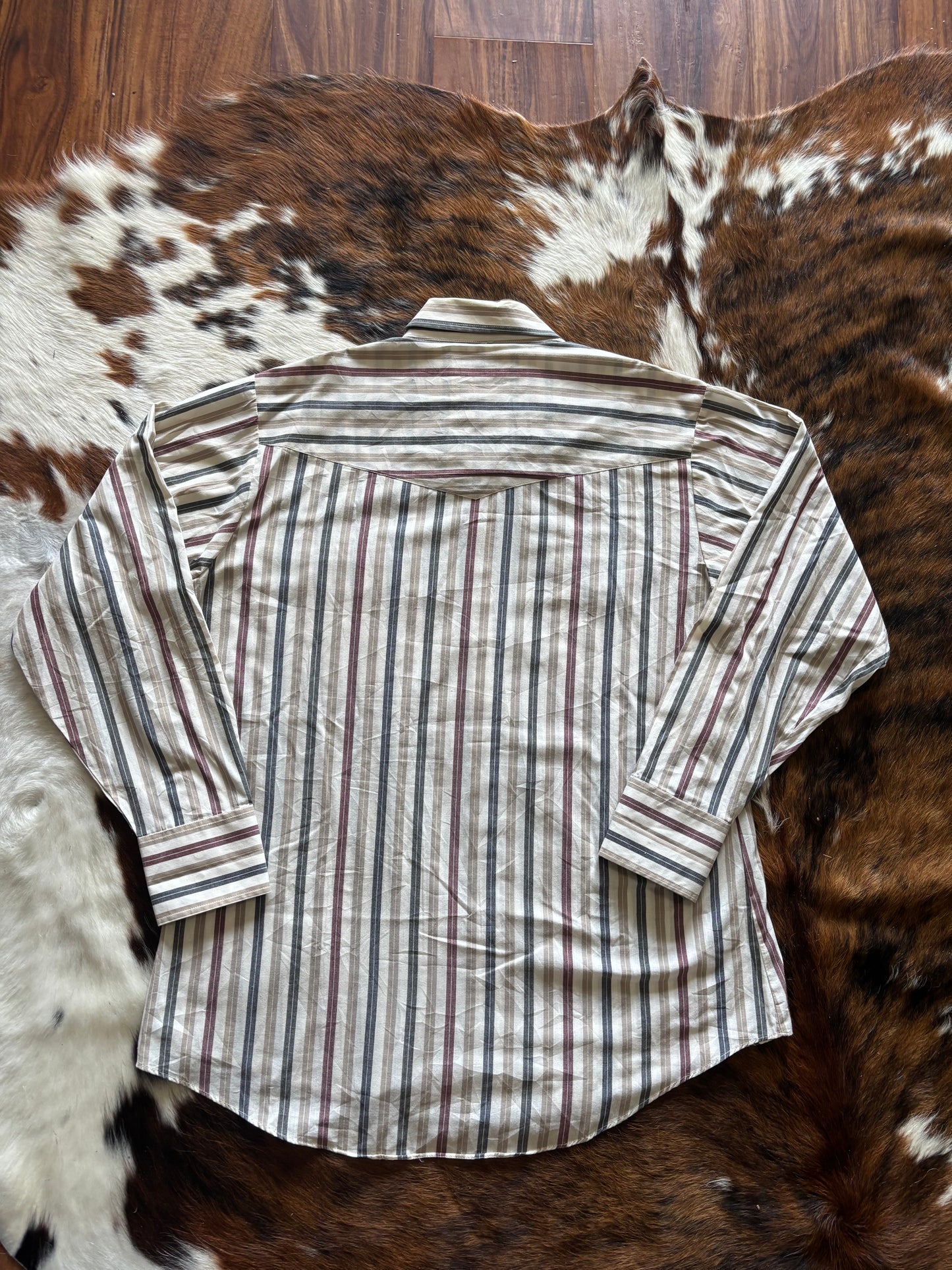 *VINTAGE* ELY CATTLEMAN STRIPPED LONG SLEEVE PEARL SNAP SHIRT