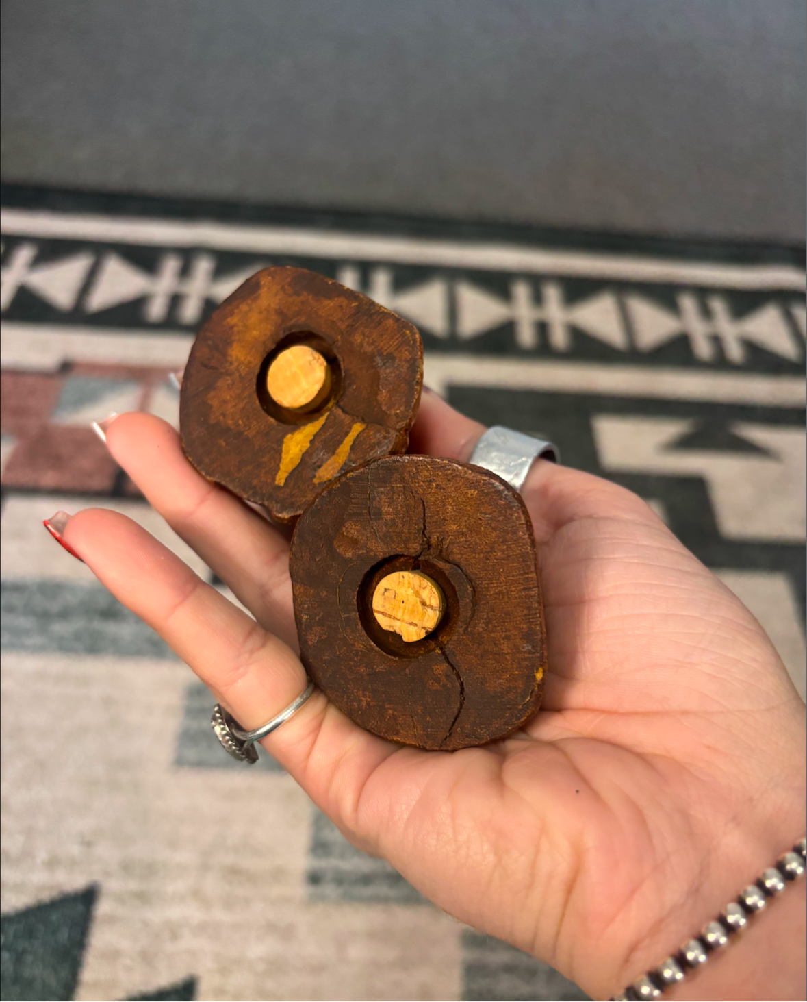 1947 TEEPEE SALT & PEPPER SHAKER SET *VINTAGE*