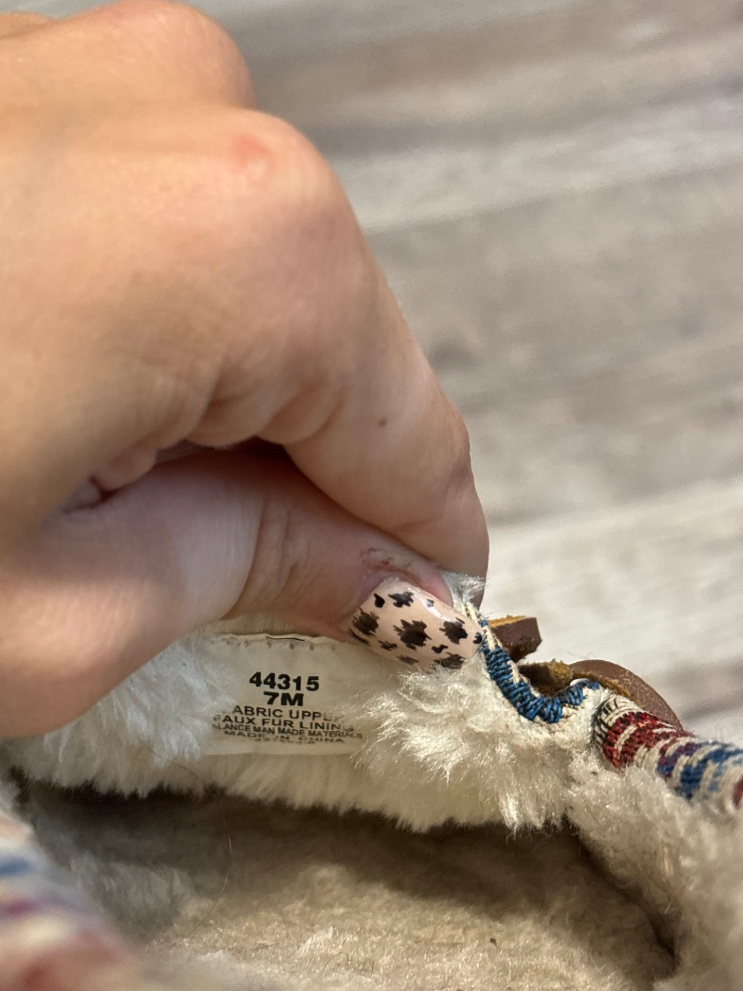 MINNETONKA SLIPPER AZTEC MOSAIC MOCCASINS