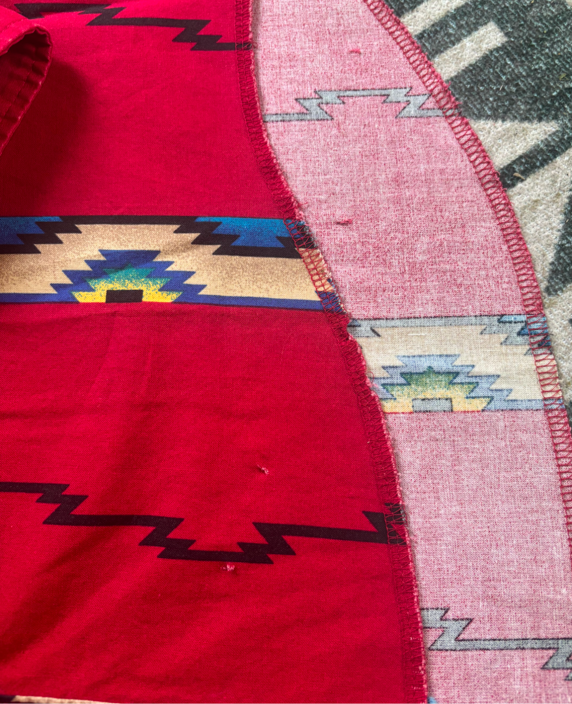 RED/YELLOW AZTEC WRANGLER PEARL SNAP *VINTAGE*