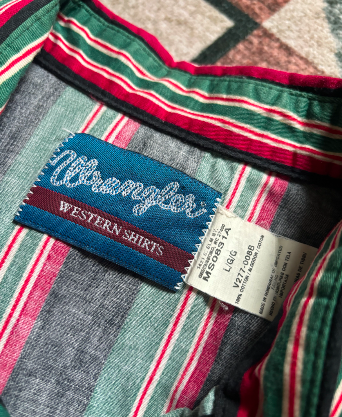 RED/GREEN WRANGLER PEARL SNAP *VINTAGE*