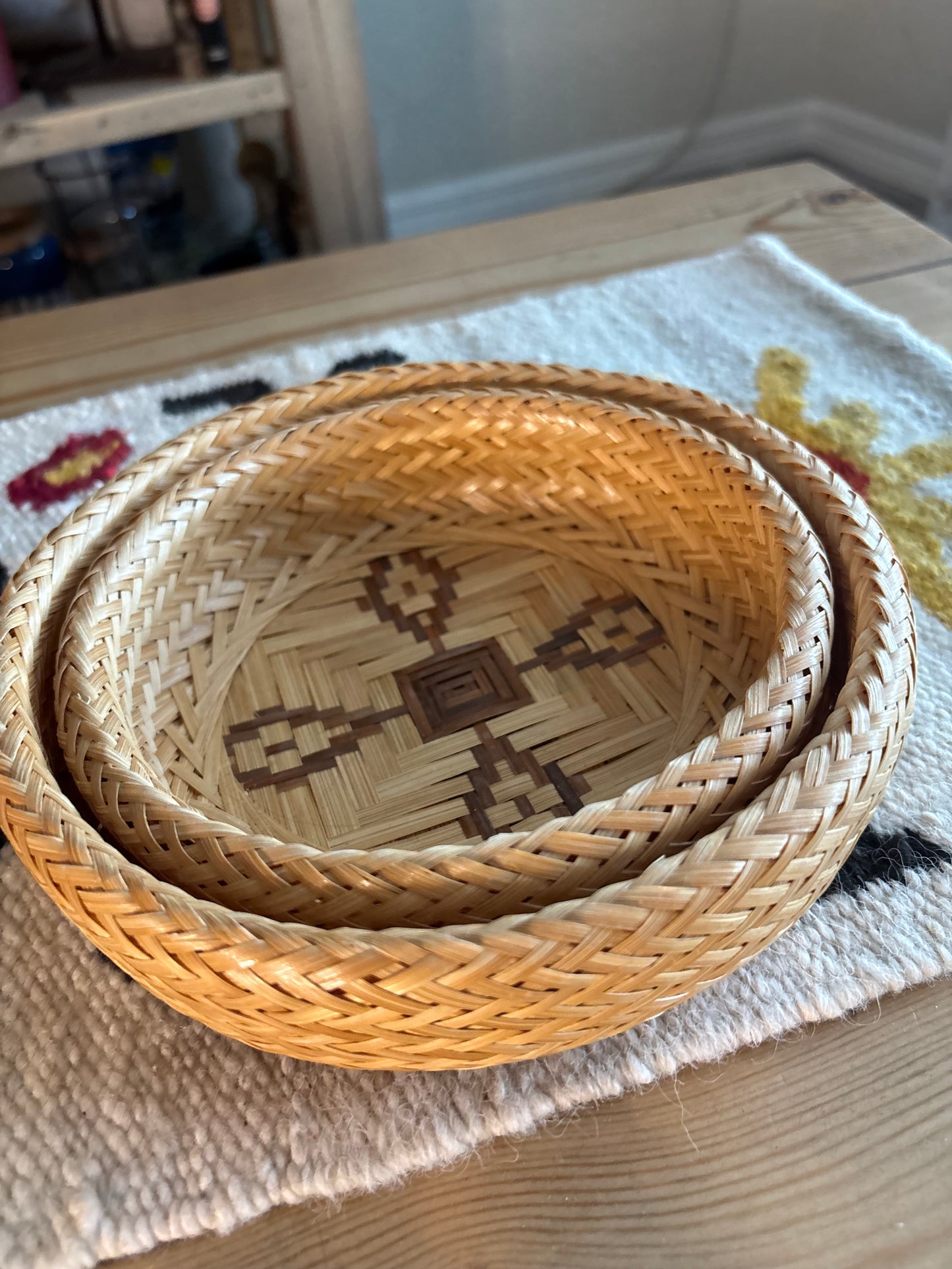 *VINTAGE* WOVEN NESTING BASKETS