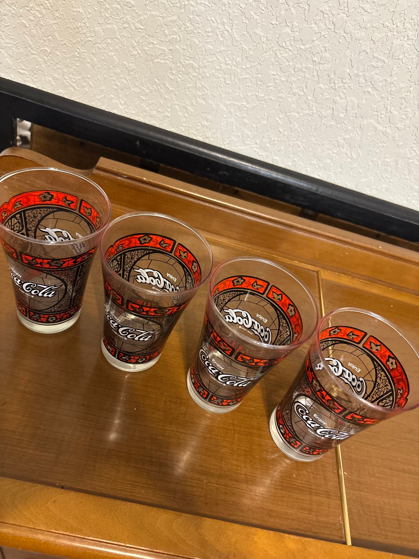 *VINTAGE* COCA-COLA STAINED GLASS STYLE GLASSES SET OF 4
