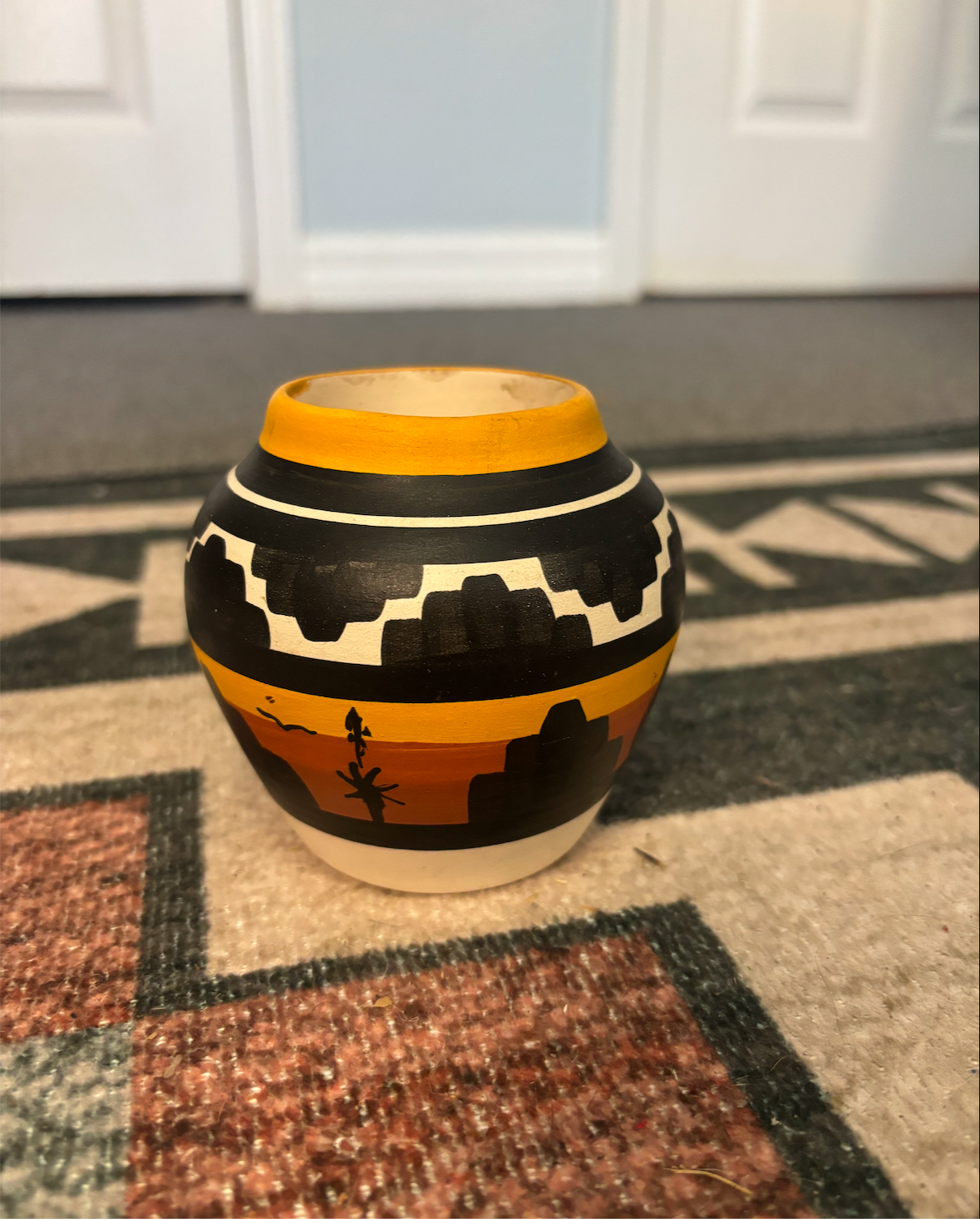 DINÈ CACTUS HANDPAINTED POTTERY SMALL VASE *VINTAGE*