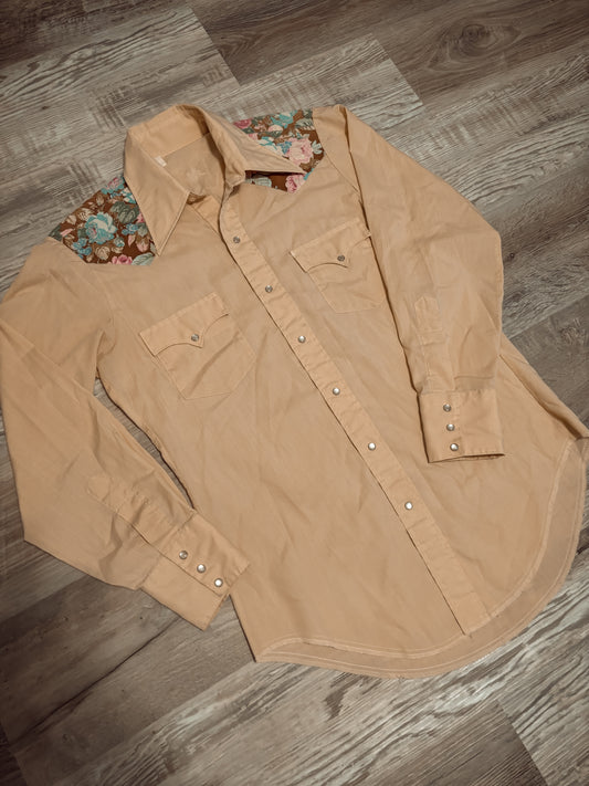 *VINTAGE* PEACH/FLORAL CLASSIC WESTERN PEARL SNAP