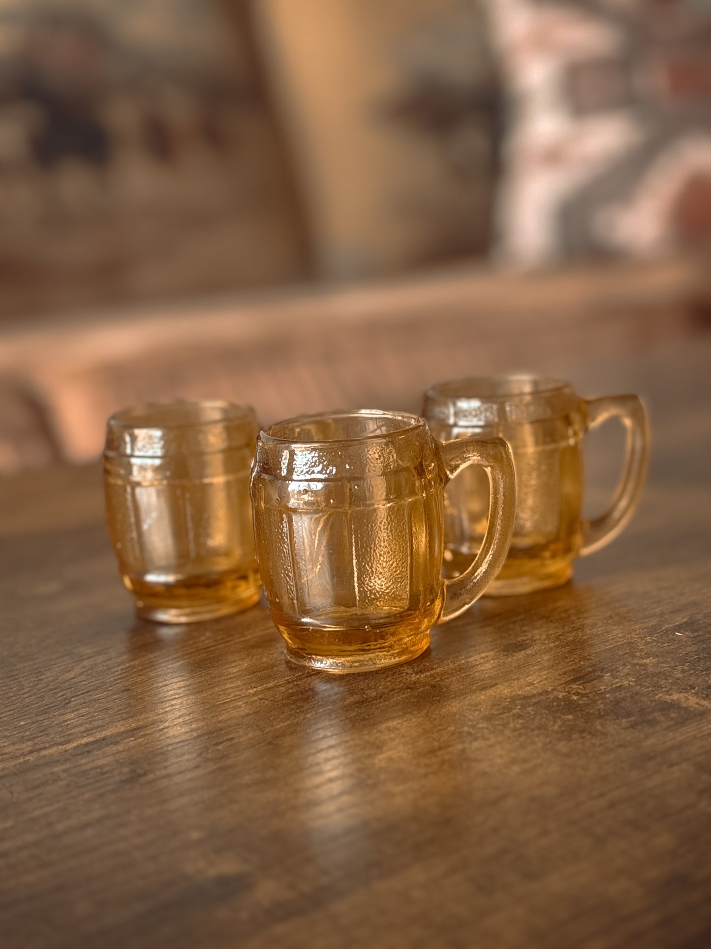 *VINTAGE* HAZEL ATLAS MINI WHISKEY BARREL SHOT GLASSES (SET OF 3)