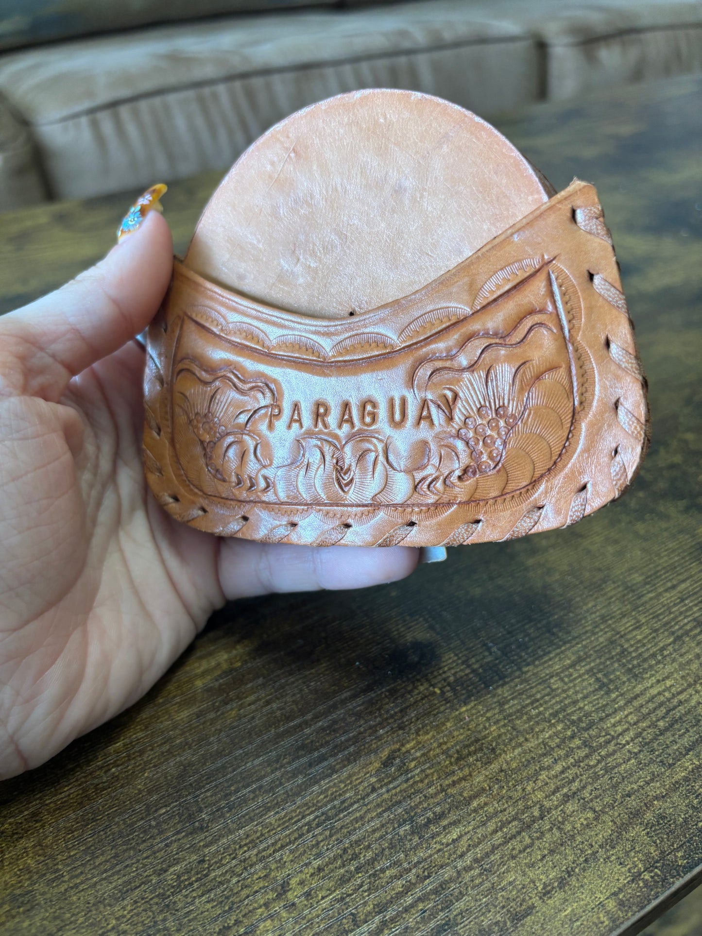 *VINTAGE* PARAGUAY LEATHER TOOLED COASTERS SET OF 6 WITH HOLDER
