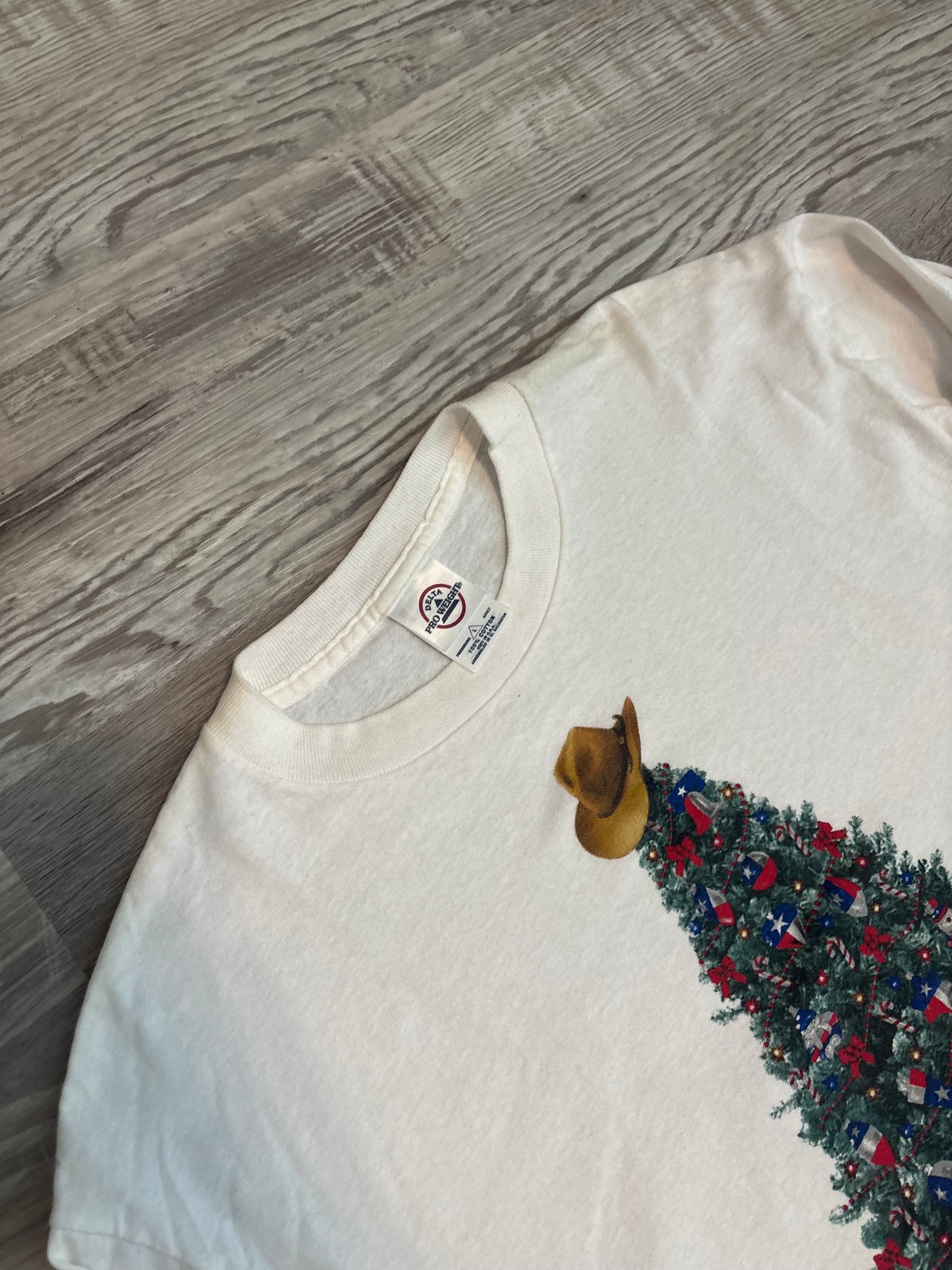 TEXAS COWBOY CHRISTMAS TREE LONG SLEEVED TEE *VINTAGE*