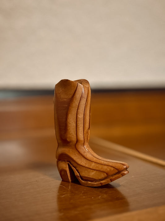 *VINTAGE* MINI WOODEN HAND CARVED BOOT