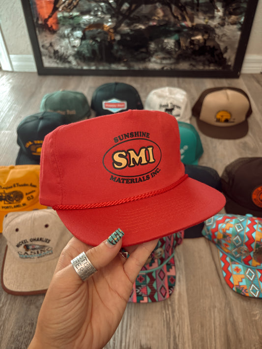 *VINTAGE* SUNSHINE MATERIALS TRUCKER HAT