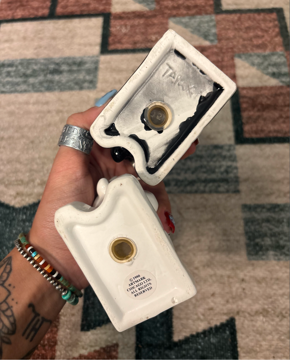 BLACK/ WHITE COW SALT & PEPPER SHAKER SET *VINTAGE*