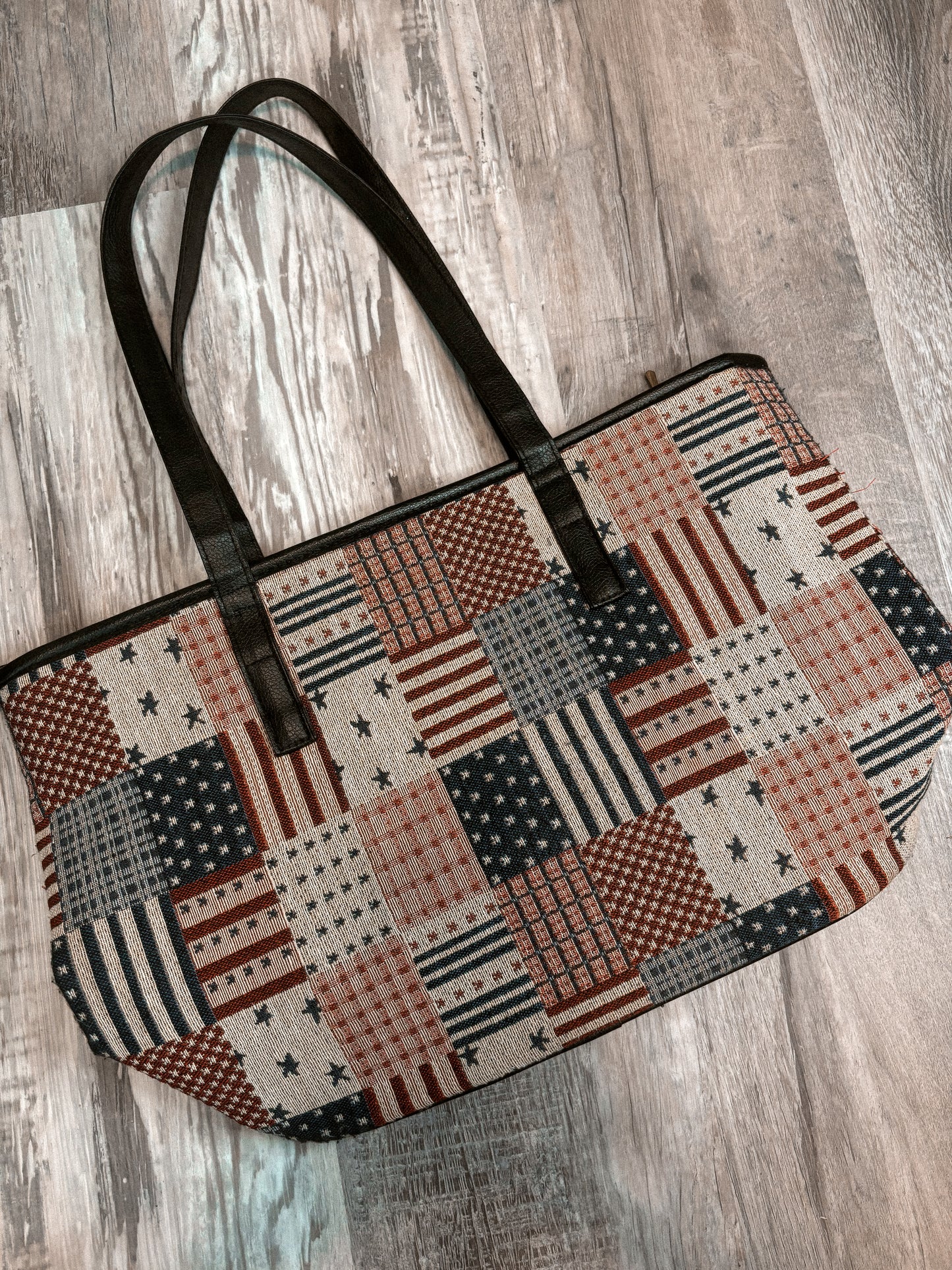 TAPESTRY PATRIOTIC SHOULDER BAG/ PURSE