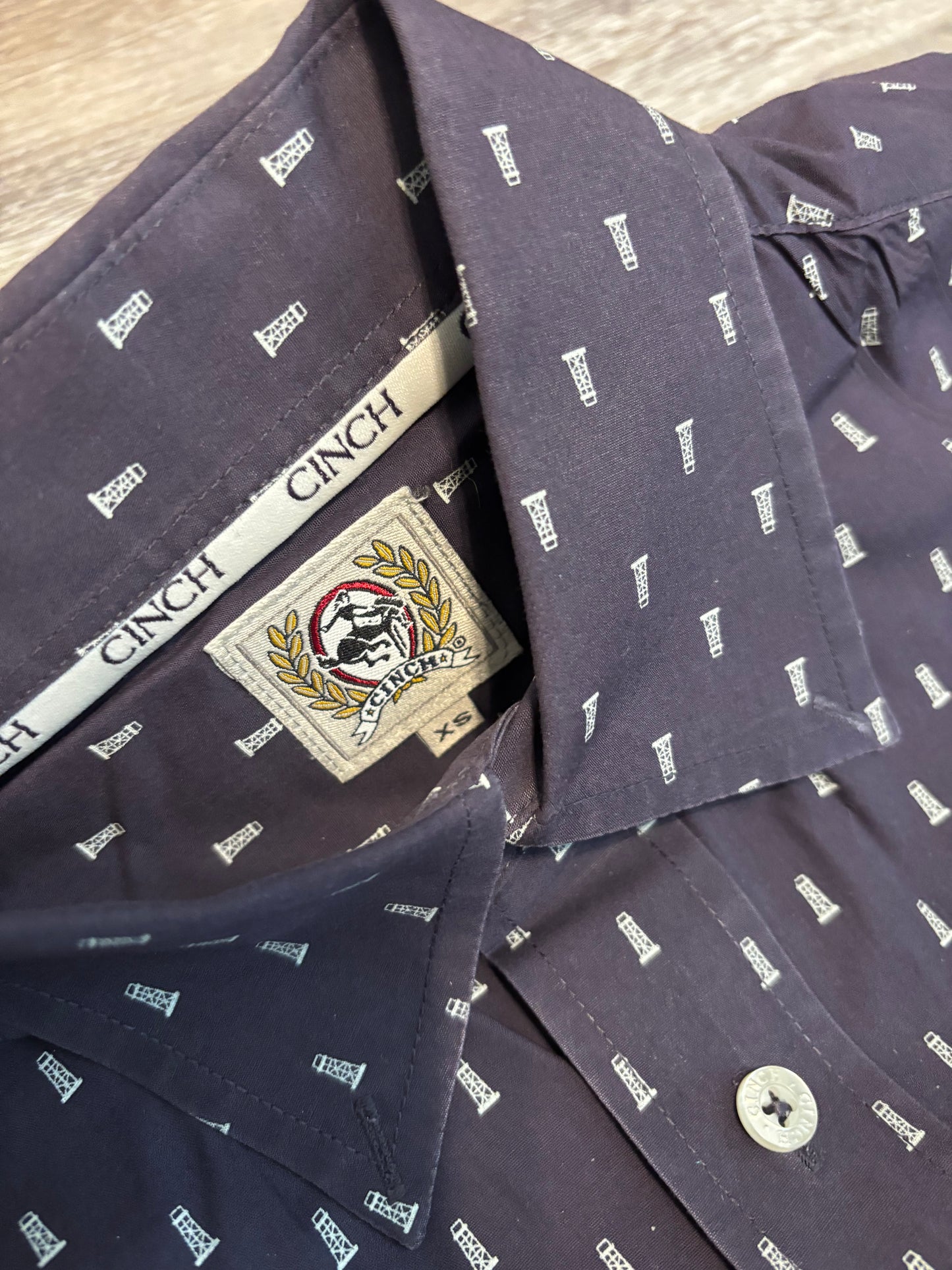 NAVY/LIGHTHOUSE PAISLEY CINCH BUTTON UP SHIRT