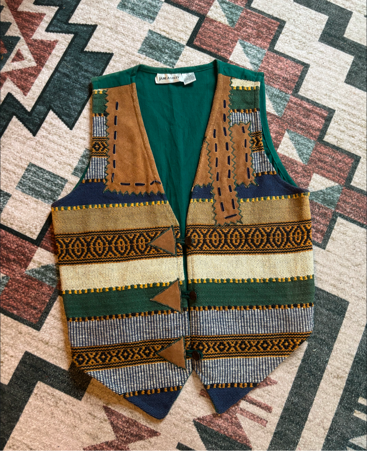 GRANNY PATCH VEST *VINTAGE*