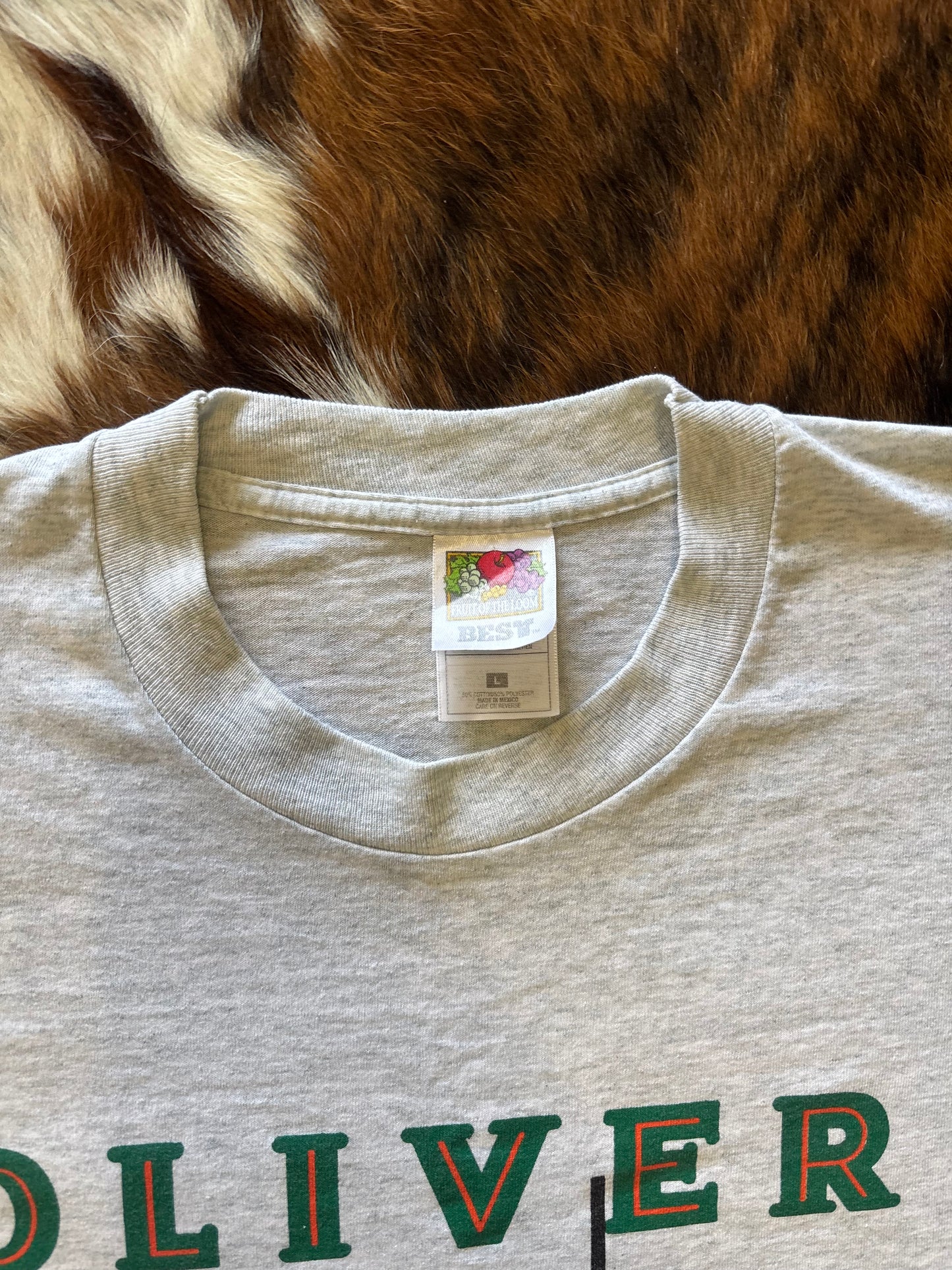 *VINTAGE* ‘94 OLIVER ROW CROP TEE TSHIRT