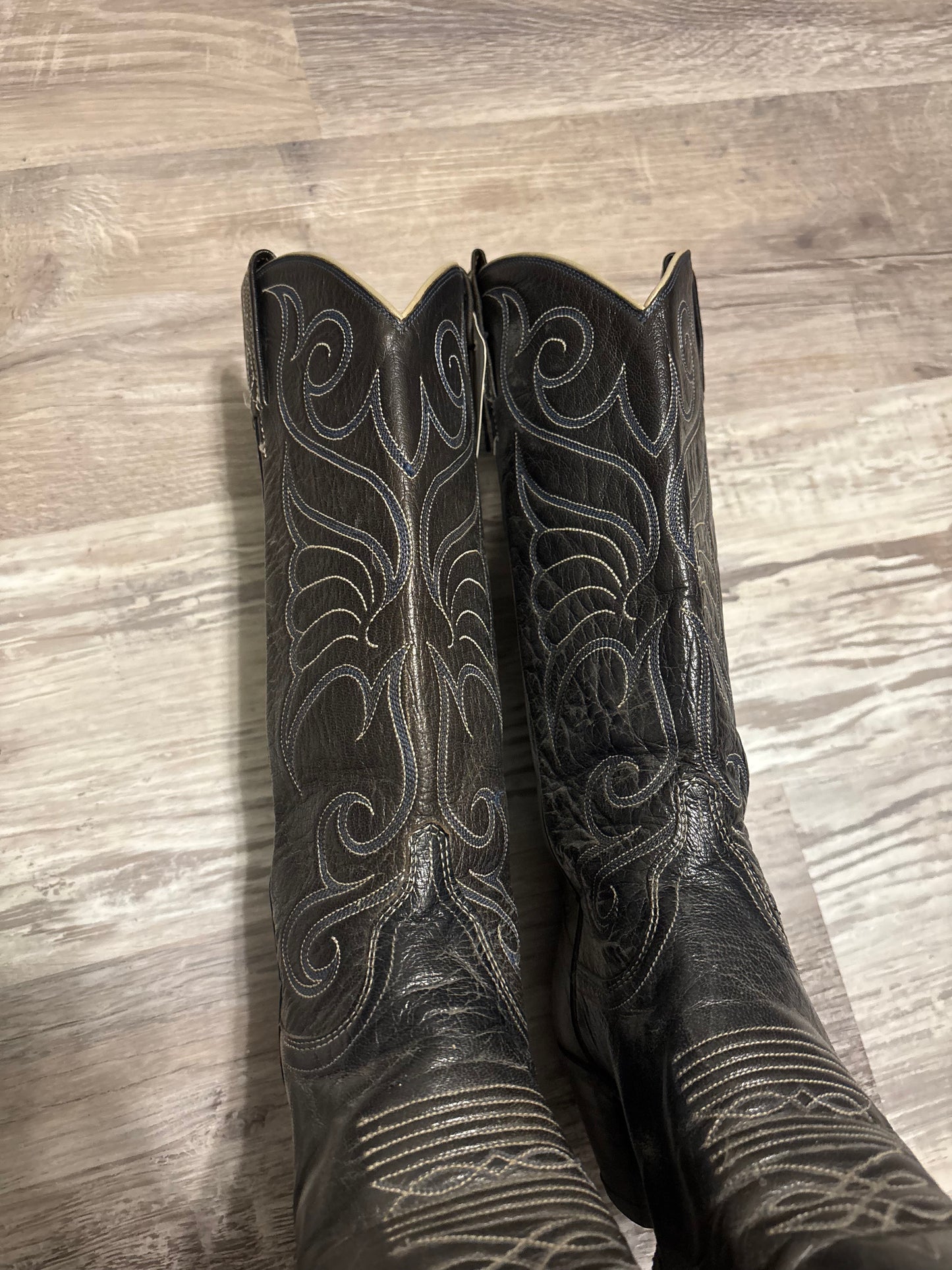 *VINTAGE* GORGEOUS BLACK/NAVY BUTTERFLY BOOTS