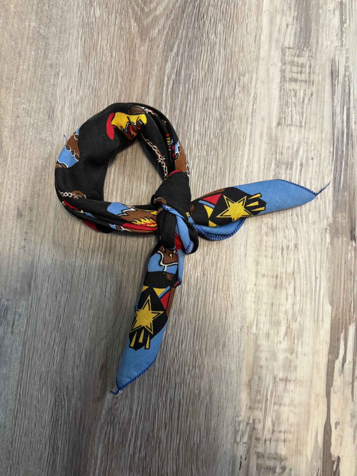 BOOTS BANDANA/ SCARF *VINTAGE*