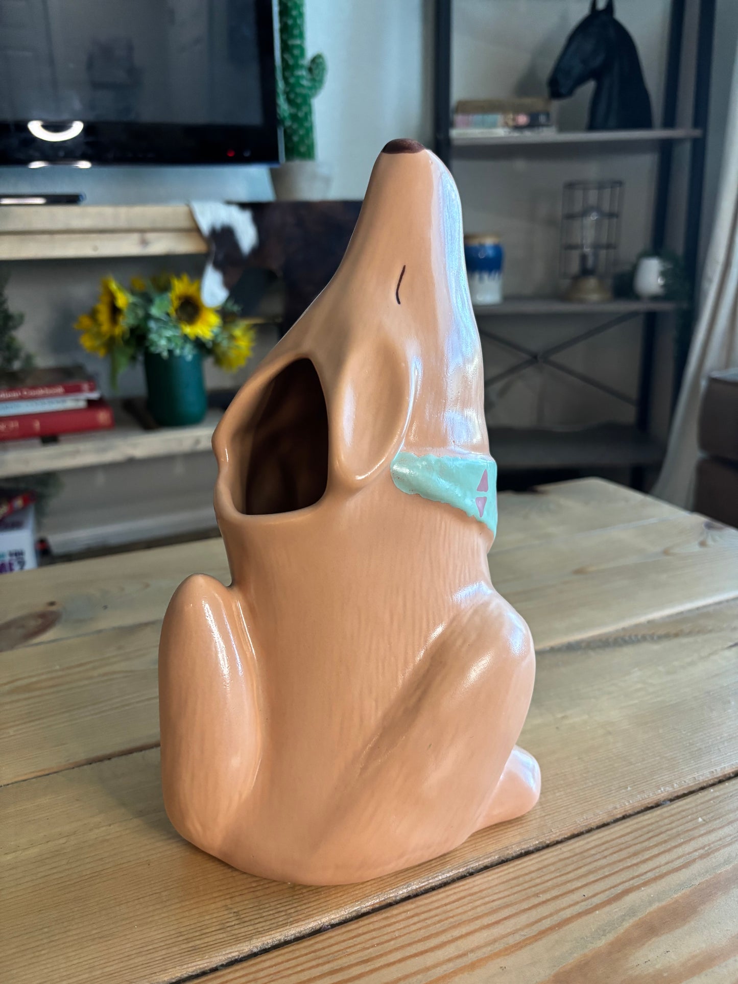 *VINTAGE* COYOTE UTENSIL HOLDER