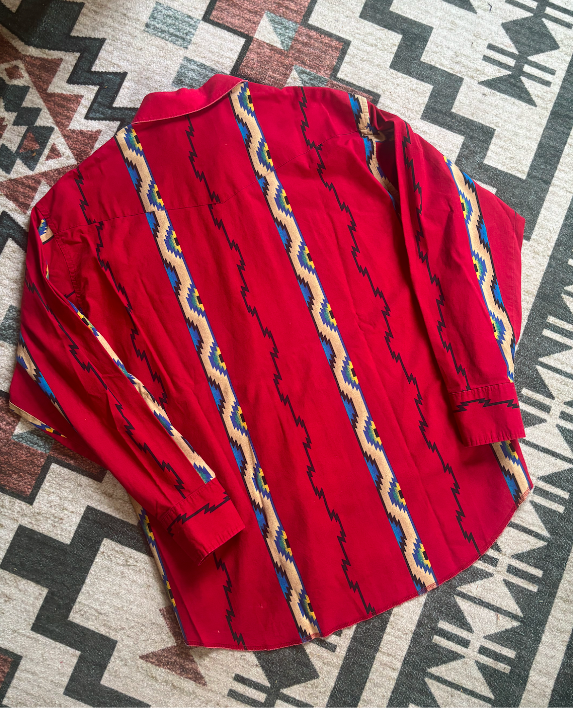 RED/YELLOW AZTEC WRANGLER PEARL SNAP *VINTAGE*