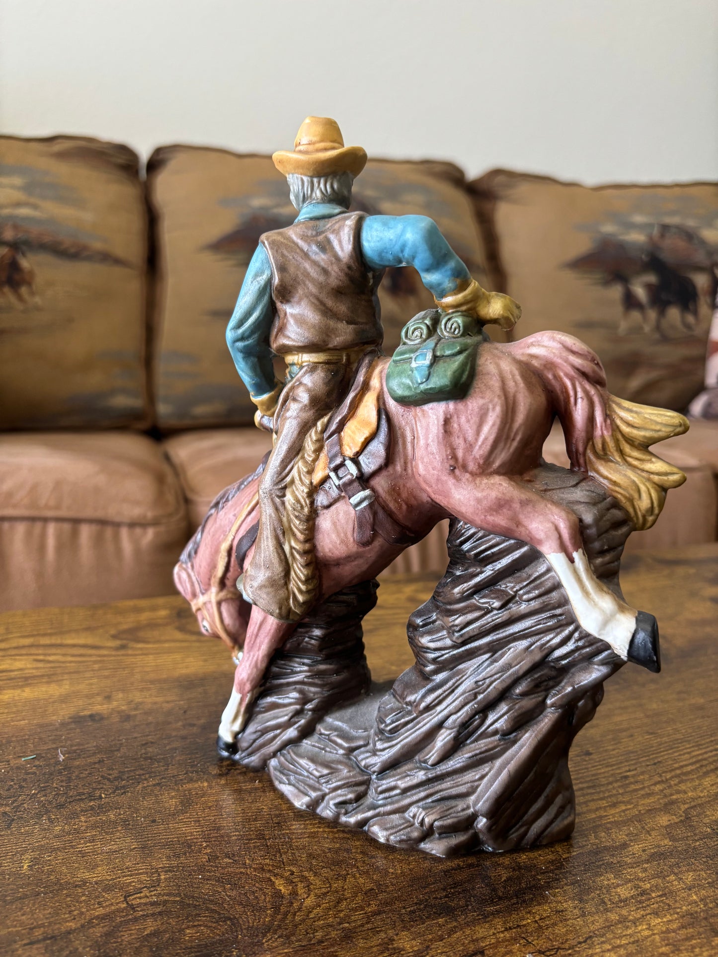 *VINTAGE* CERAMIC COWBOY ON BUCKING HORSE BRONC STATUE FIGURINE, AVERY CREATIONS