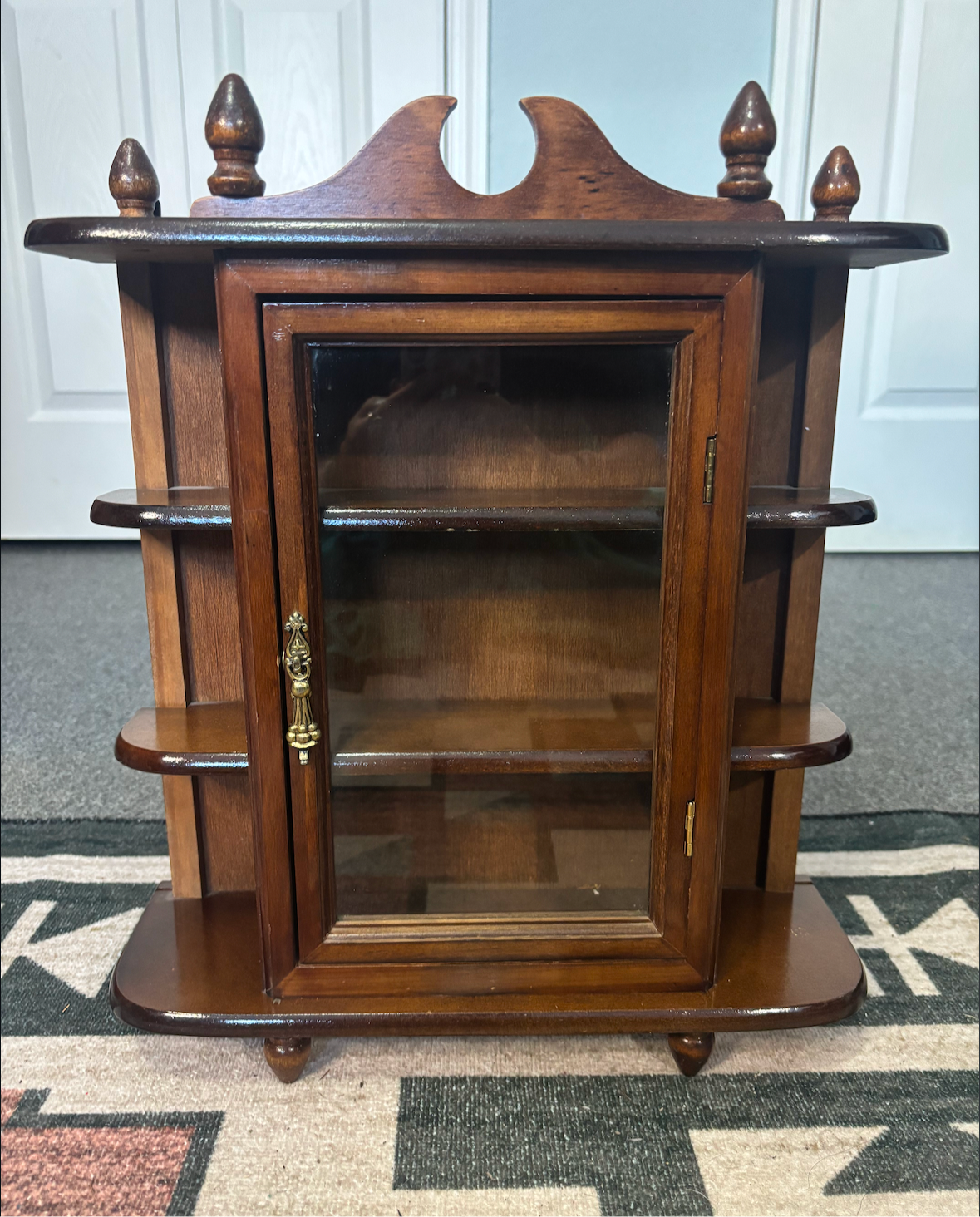 CURIO CABINET *VINTAGE*