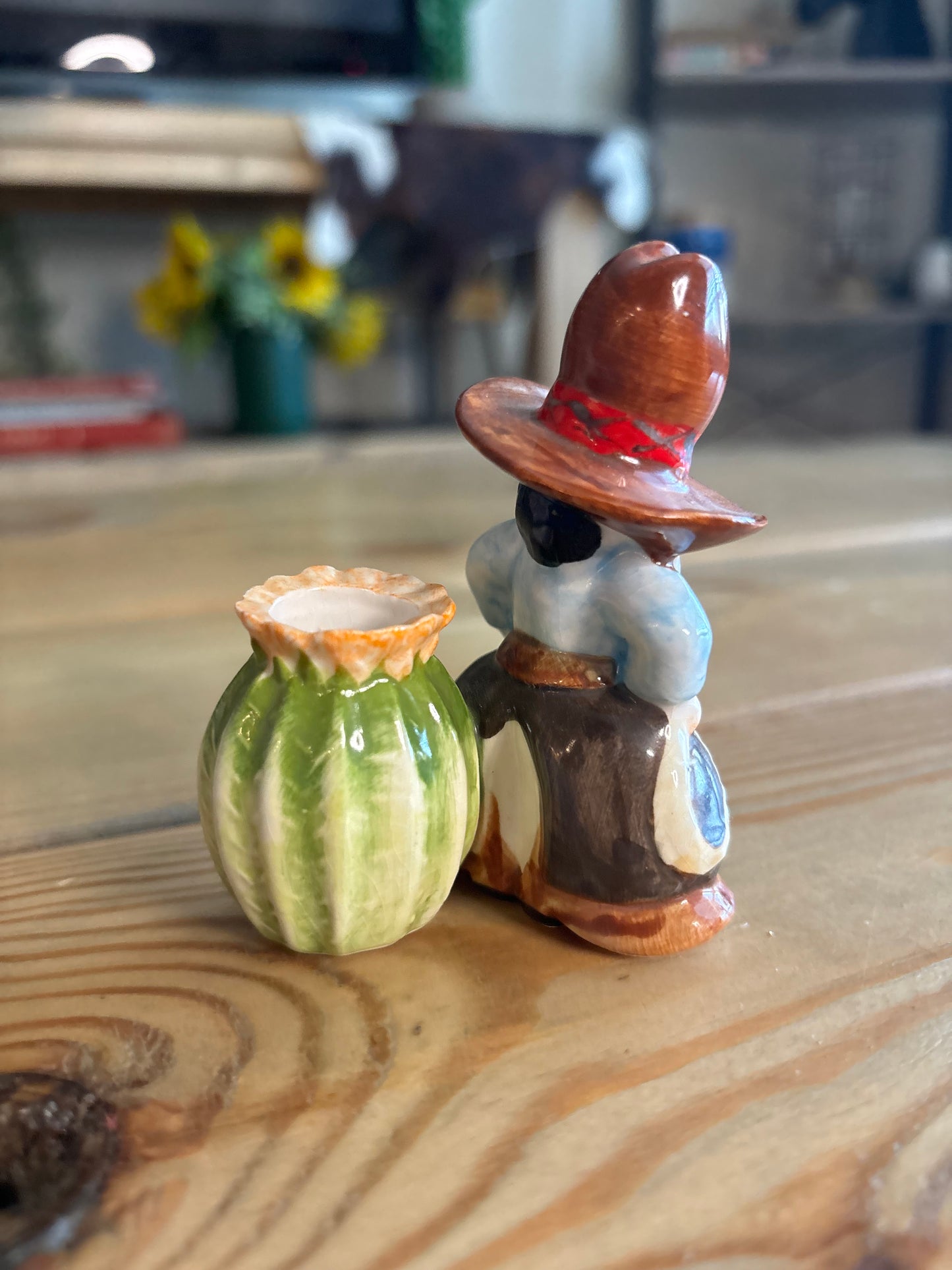 *VINTAGE* SOMBRERO MAN TOOTHPICK HOLDER