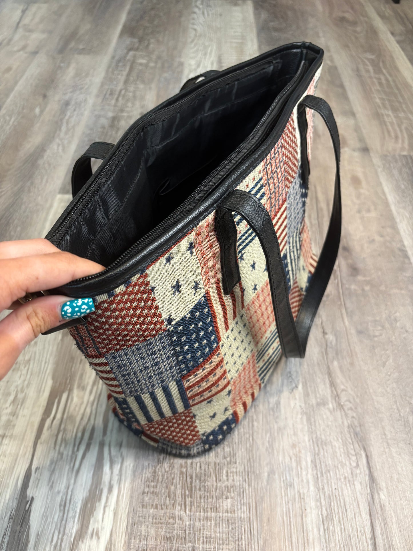 TAPESTRY PATRIOTIC SHOULDER BAG/ PURSE