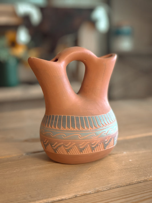 *VINTAGE* NATIVE UNITY WEDDING VASE