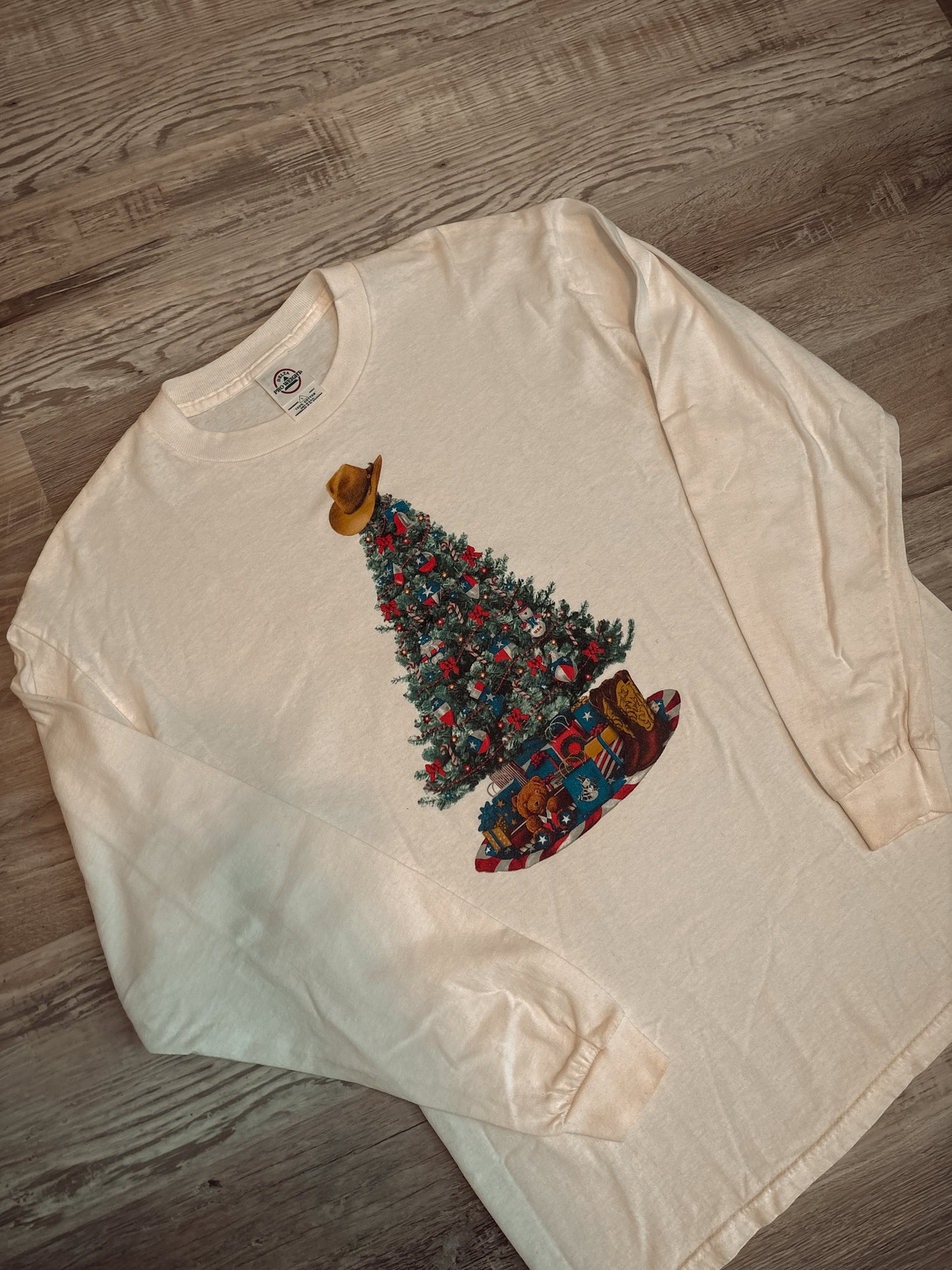 TEXAS COWBOY CHRISTMAS TREE LONG SLEEVED TEE *VINTAGE*