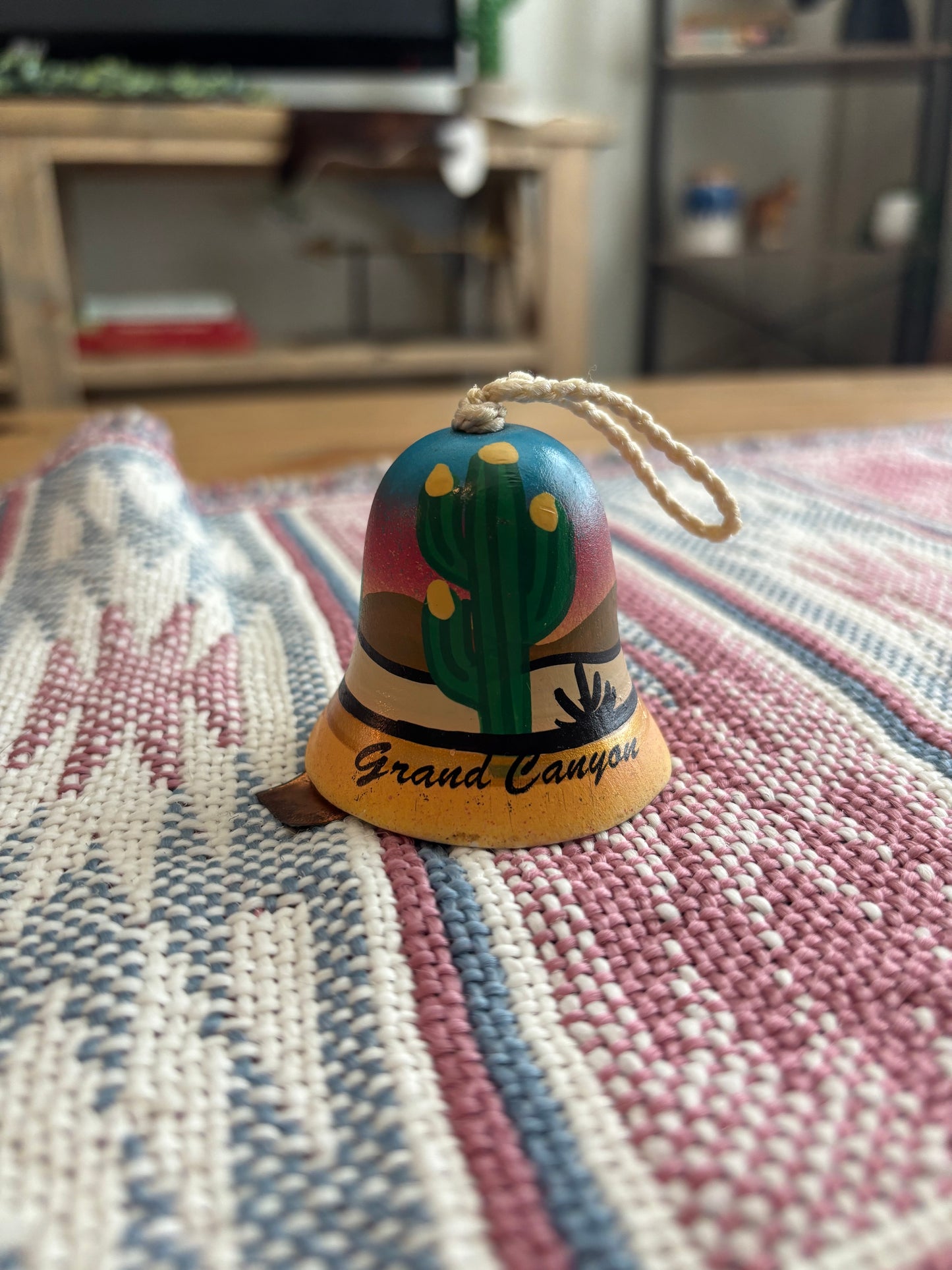 MINI GRAND CANYON HANDPAINTED TESA BELL *VINTAGE*