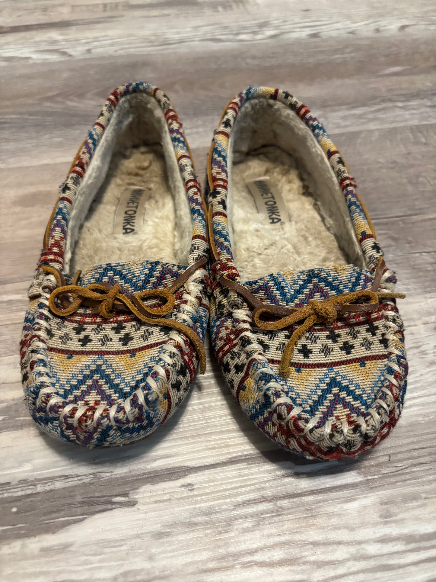 MINNETONKA SLIPPER AZTEC MOSAIC MOCCASINS