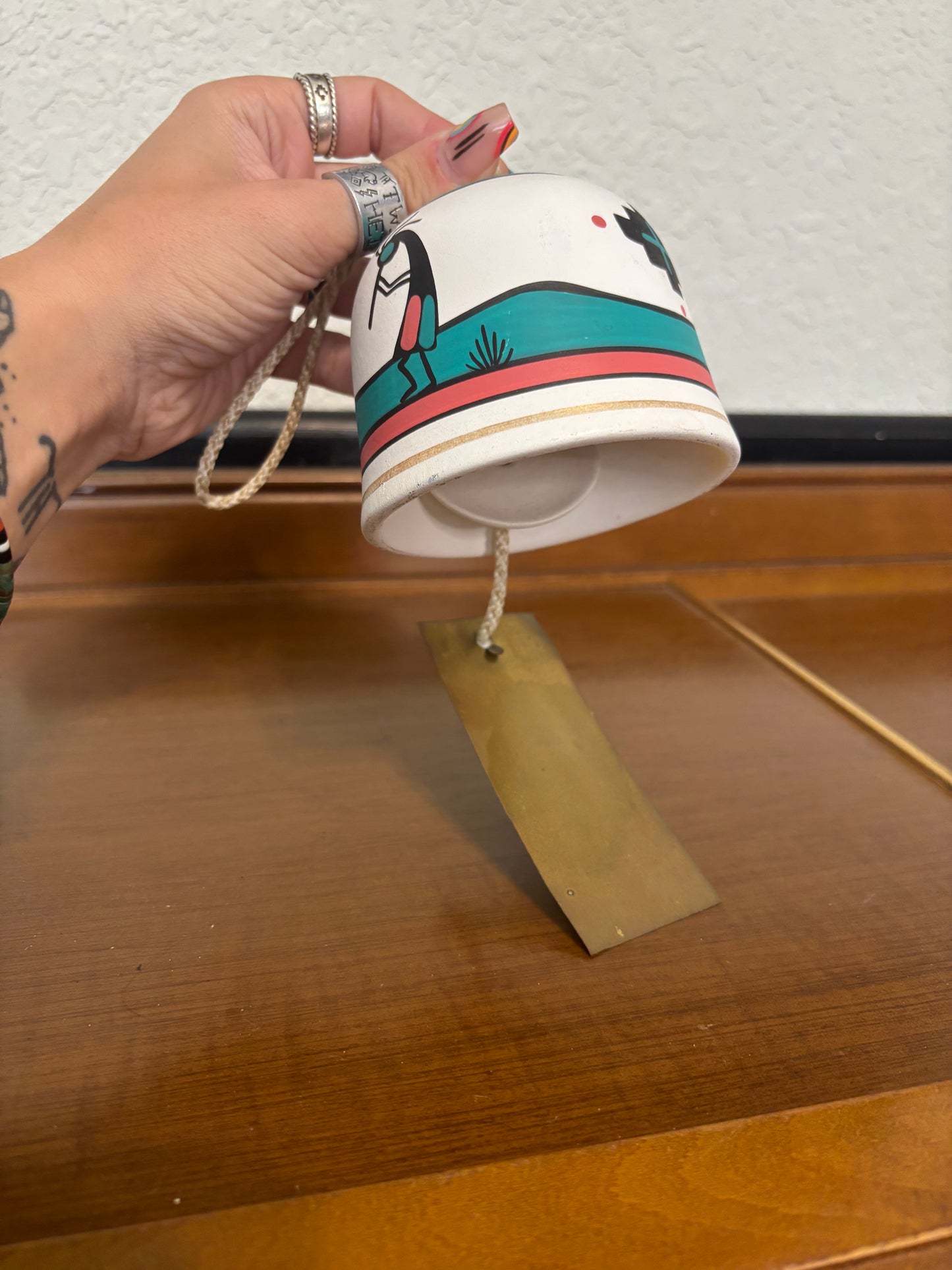 *VINTAGE* HAND PAINTED ARIZONA TESA BELL