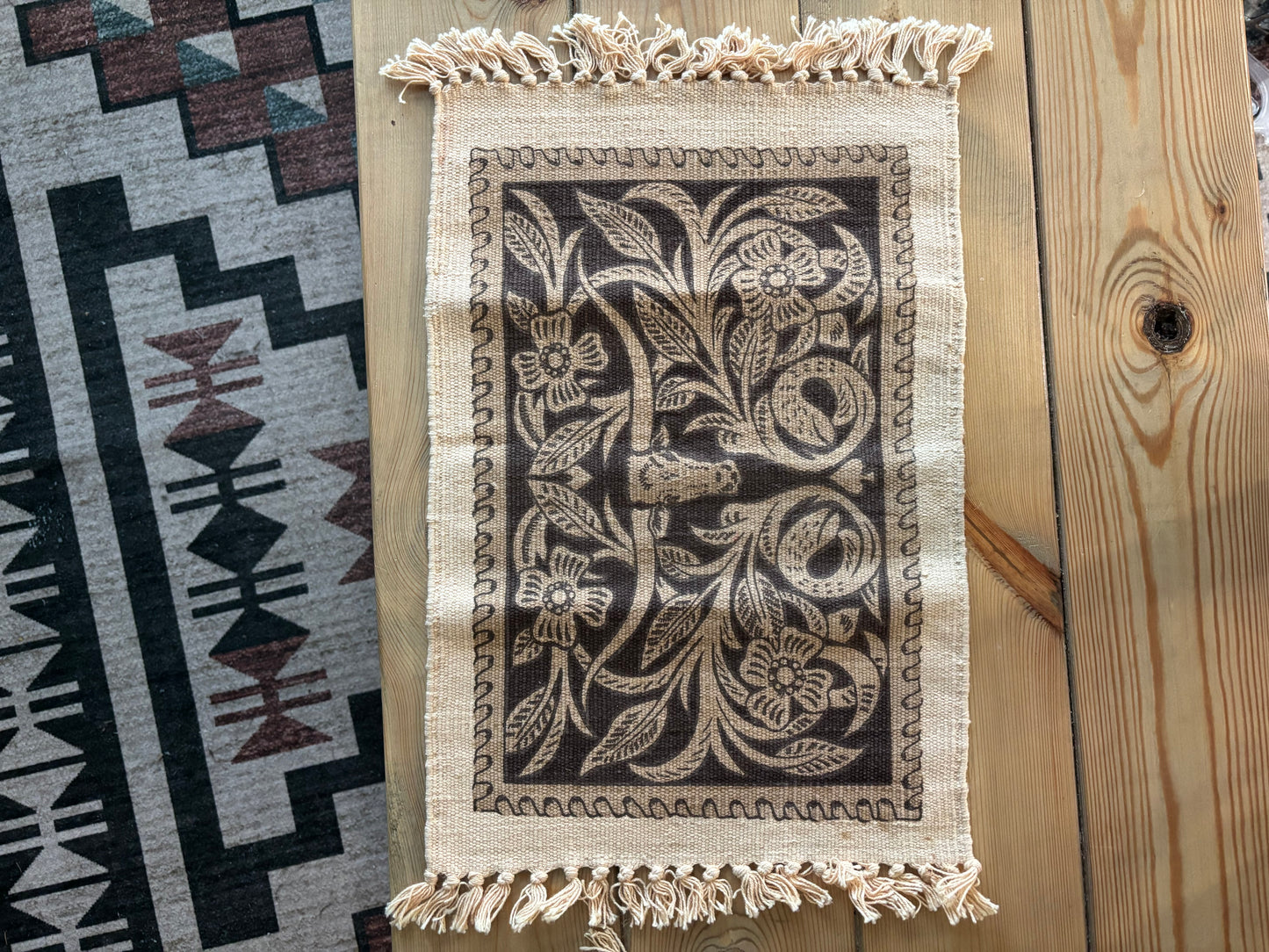 *VINTAGE* TOOLED LEATHER STYLE LONGHORN PLACE MAT SET OF 2