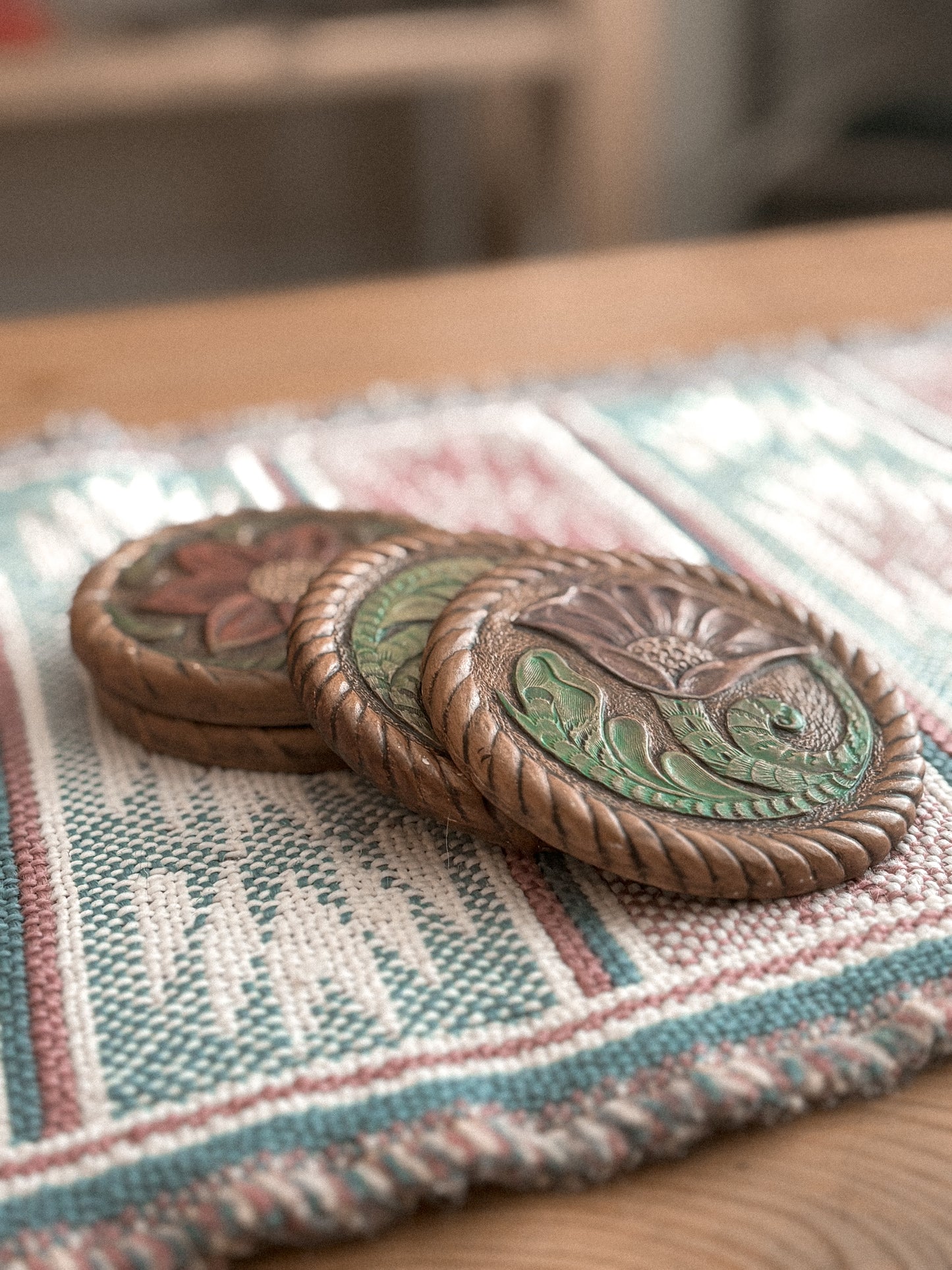 CERAMIC “LEATHER TOOLED” FLORAL COASTERS SET *VINTAGE*