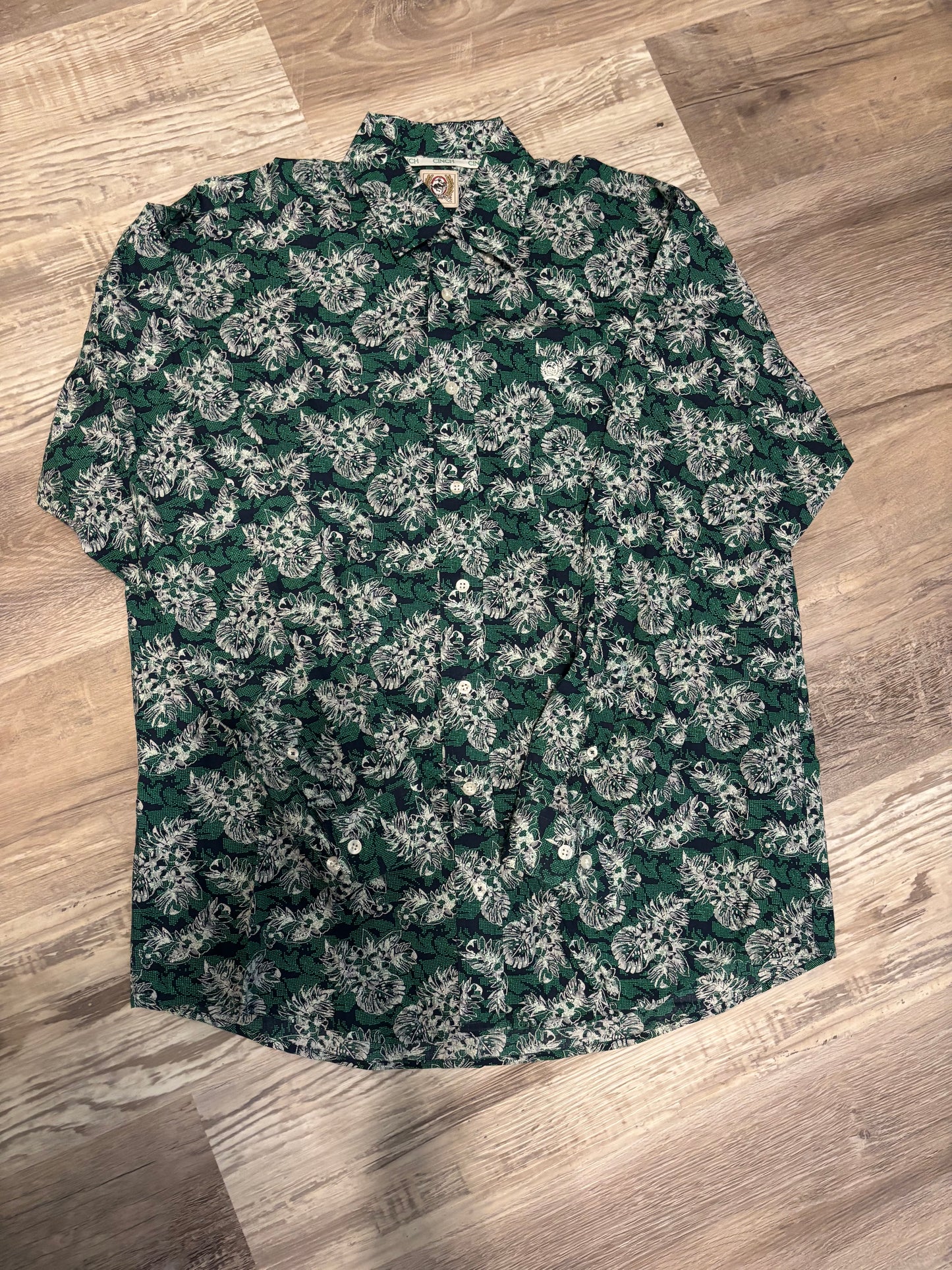 GREEN TROPICAL CINCH BUTTON UP SHIRT