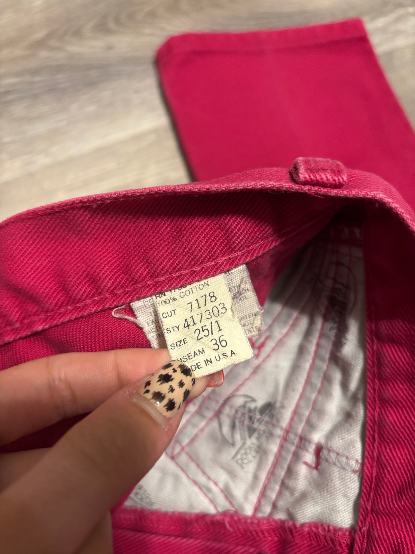 *VINTAGE* 24” BRIGHT PINK ROCKIES ROCKY MOUNTAIN BAREBACK JEANS