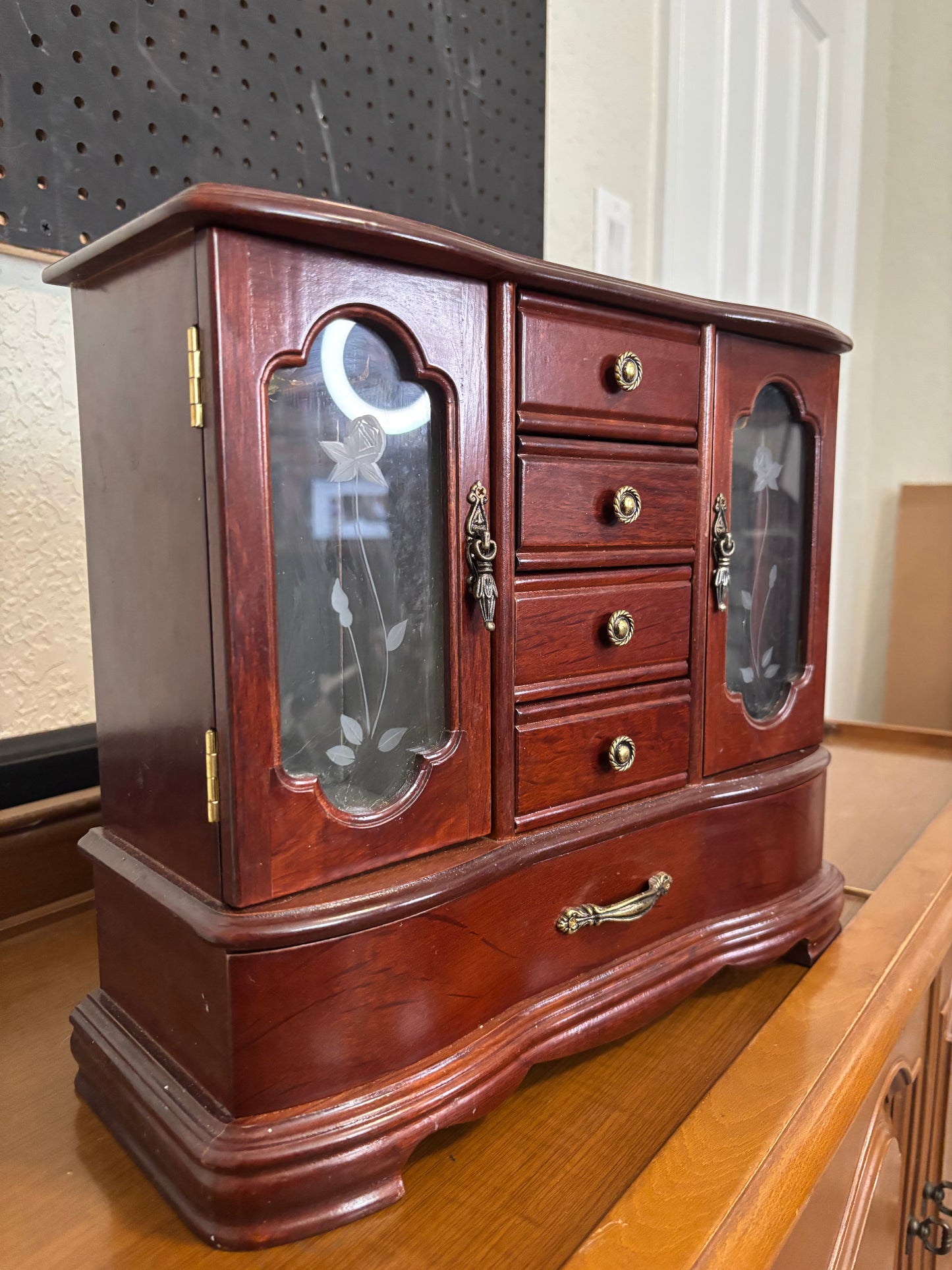 *VINTAGE* LARGE JEWELRY ARMOIRE BOX