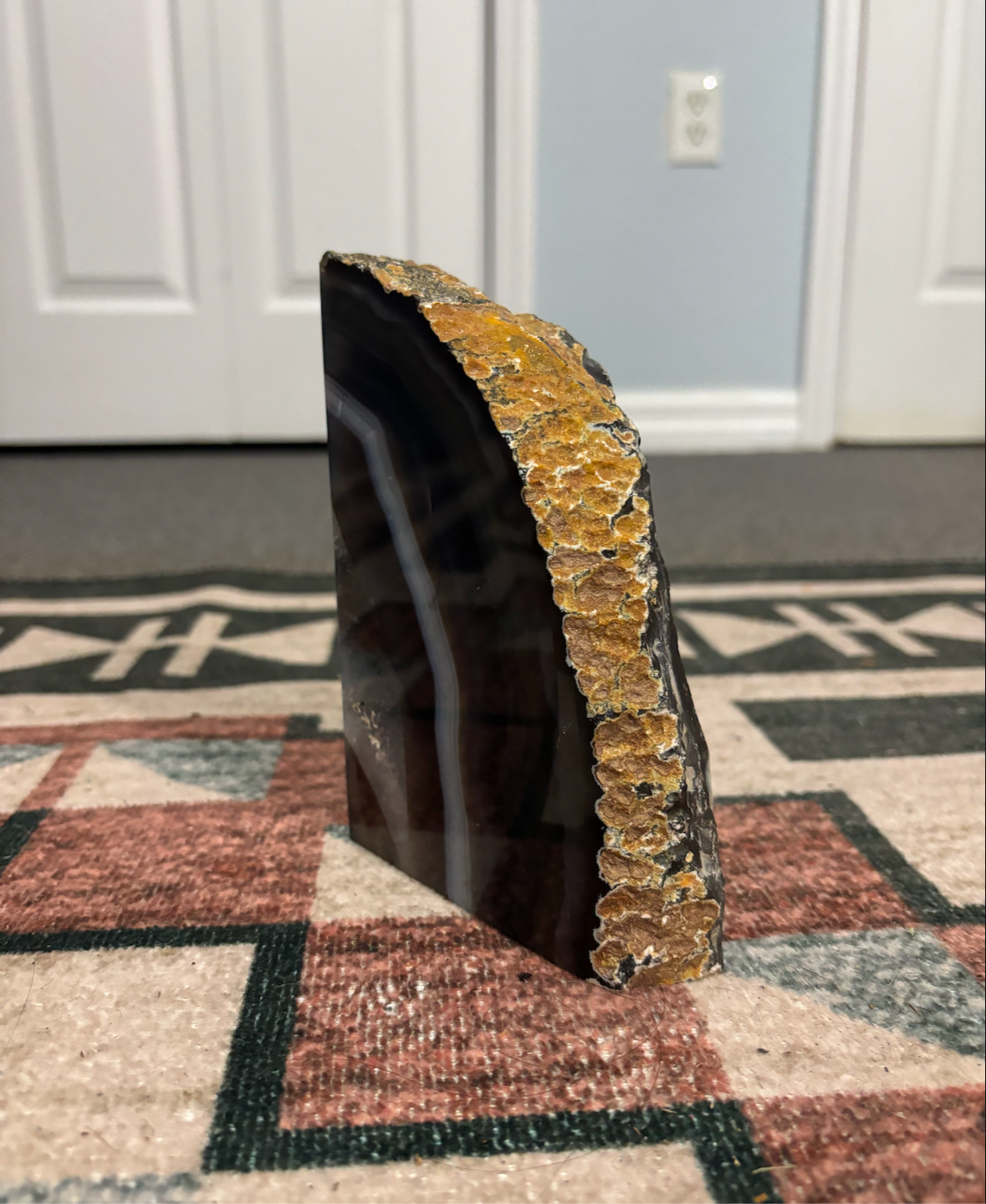GEODE ROCK BOOKEND