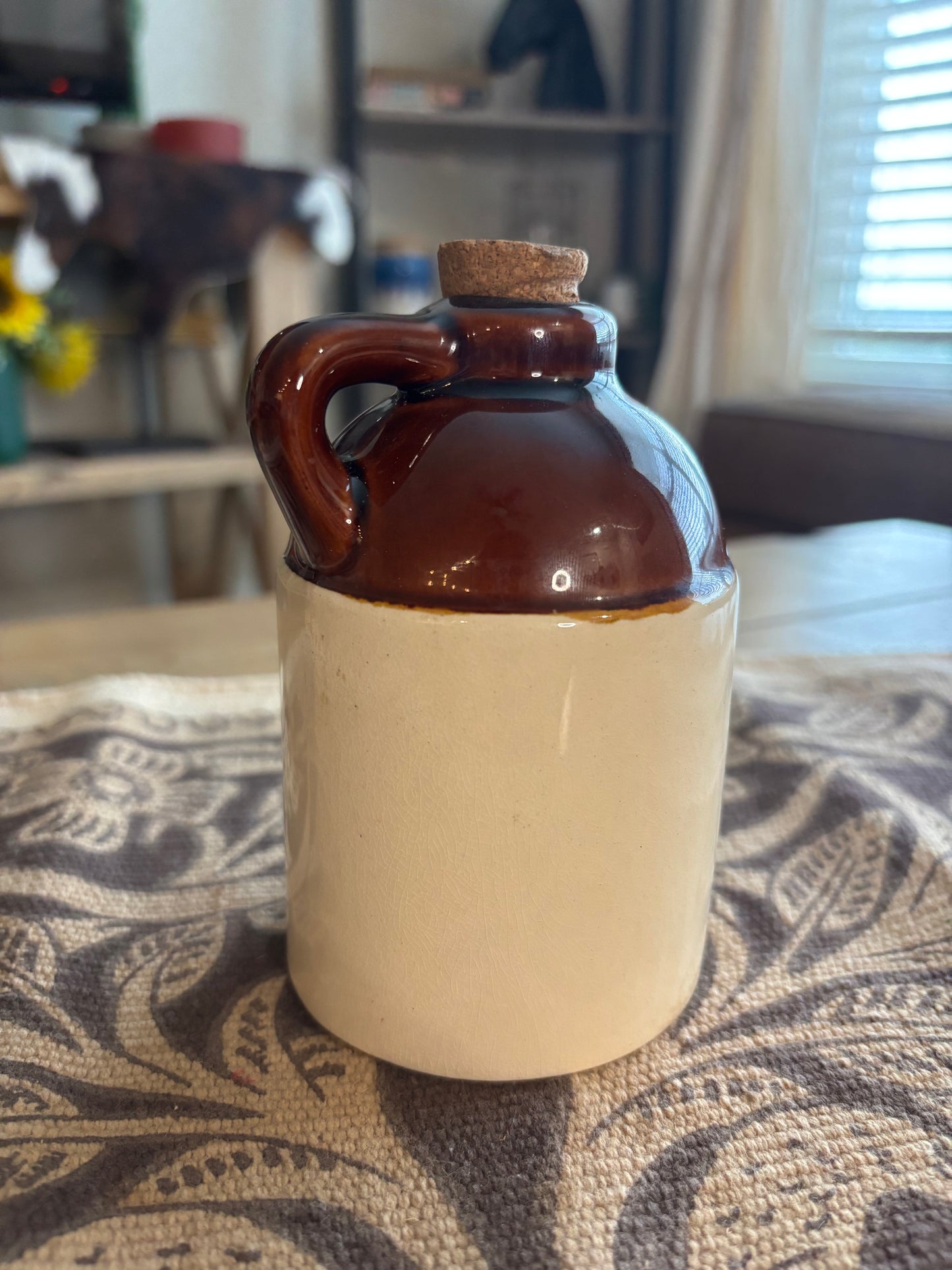 *VINTAGE* NASHVILLE WHISKEY JUG COIN BANK