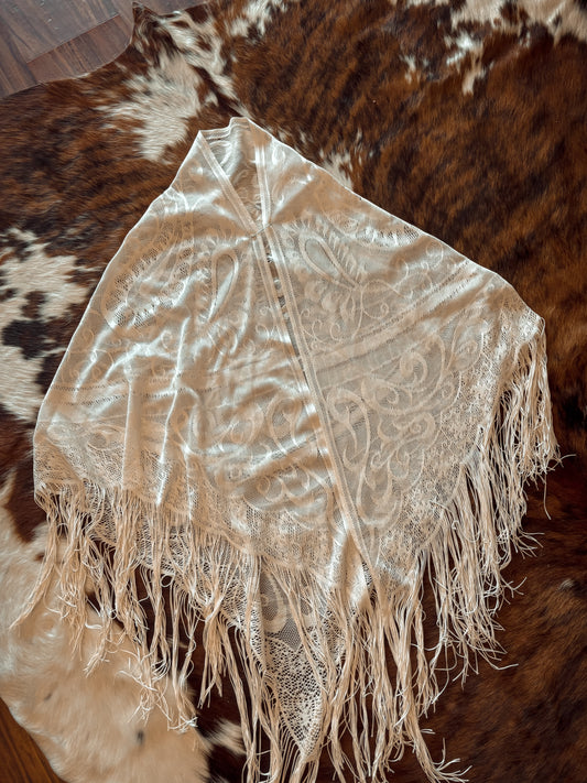 *VINTAGE* FLORAL LACE WRAP SHAWL