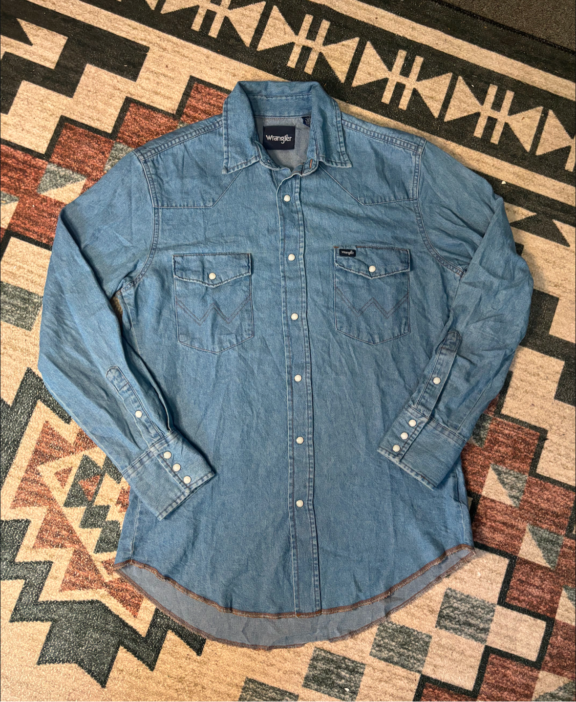 DENIM WRANGLER PEARL SNAP *VINTAGE*